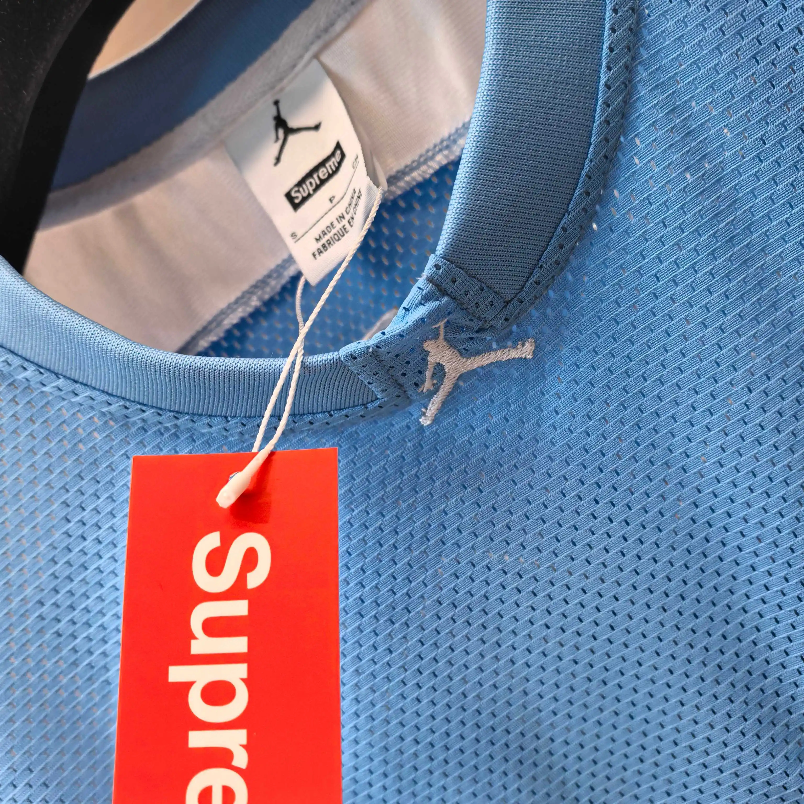 Supreme x Jordan Mesh Football Jersey D15522321 — view 7