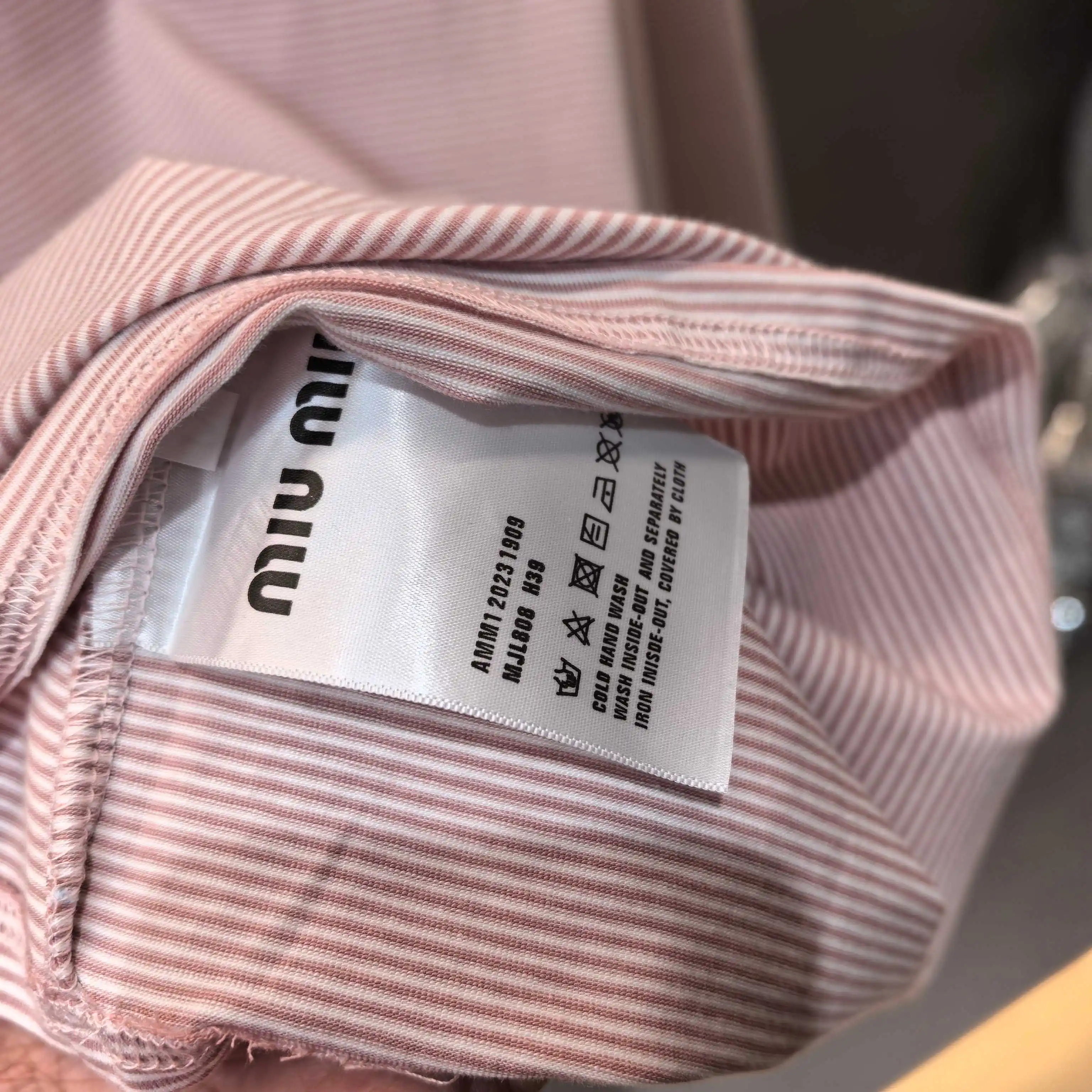 Oversized Striped Long-Sleeve T-Shirt D16022331 — view 7