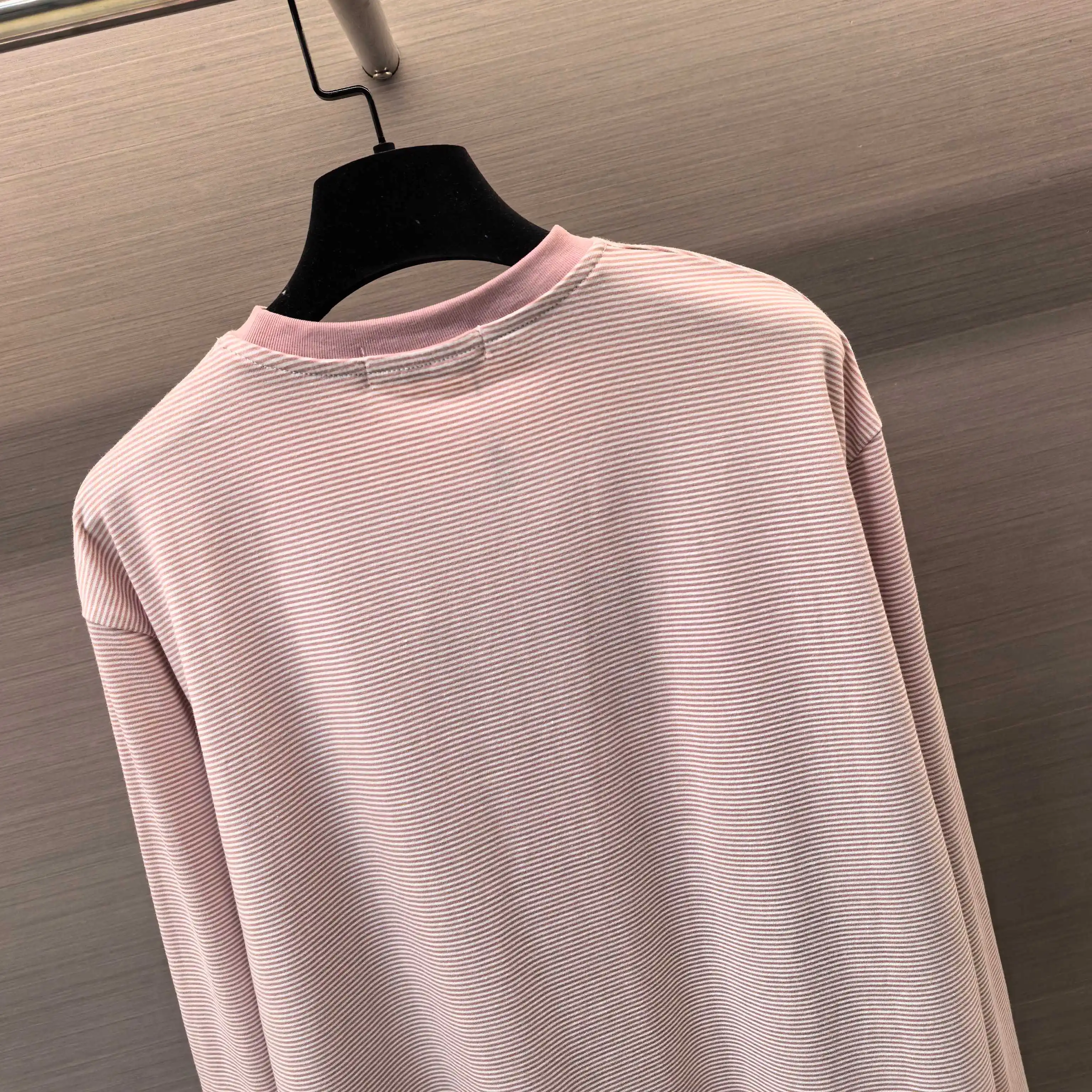 Oversized Striped Long-Sleeve T-Shirt D16022331 — view 8