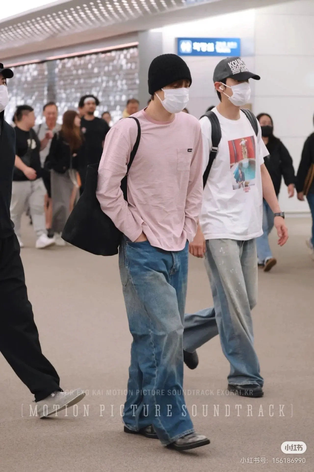 Oversized Striped Long-Sleeve T-Shirt D16022332 — view 8