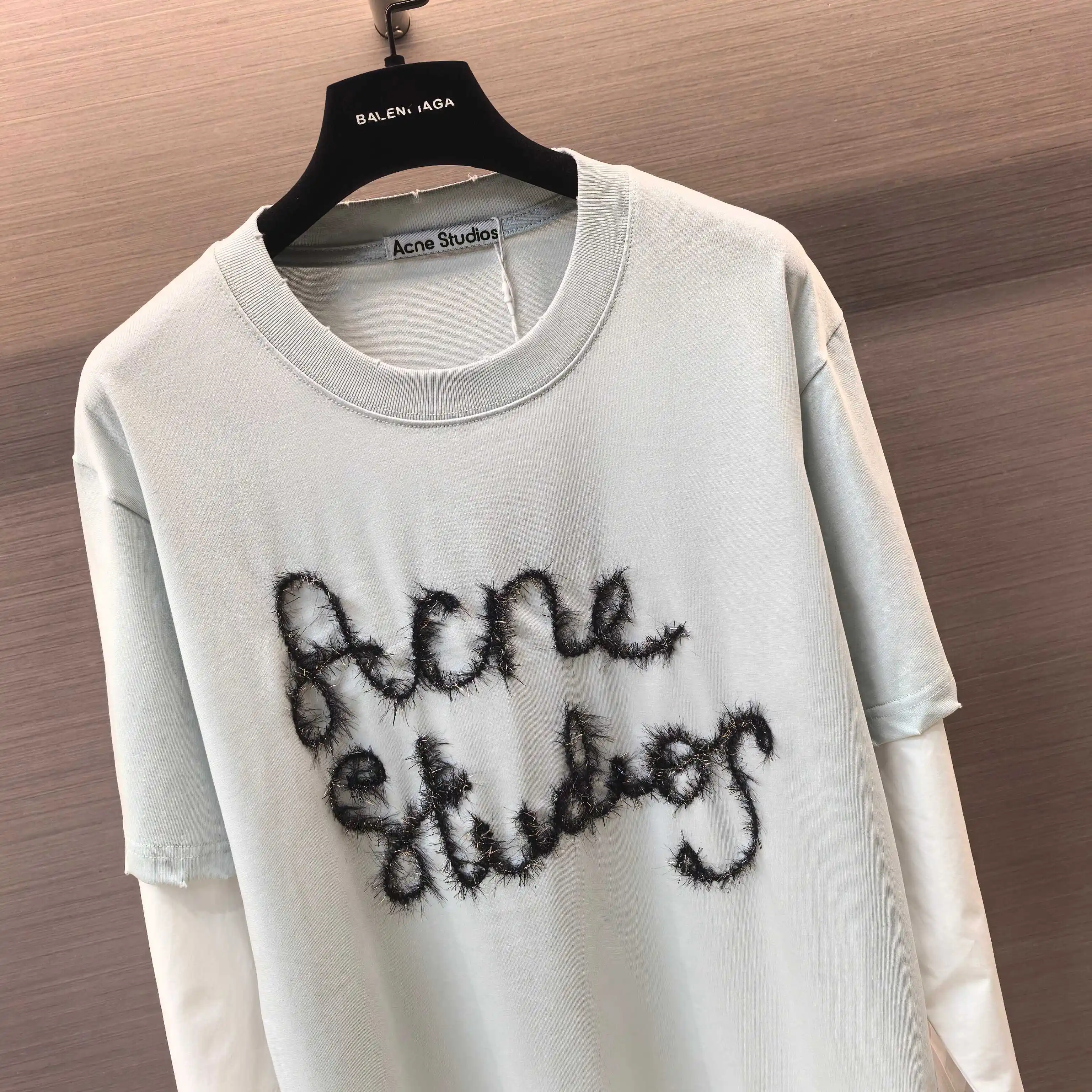 Flocculent Logo Layered-Effect Long-Sleeve T-Shirt D16522486 — view 3