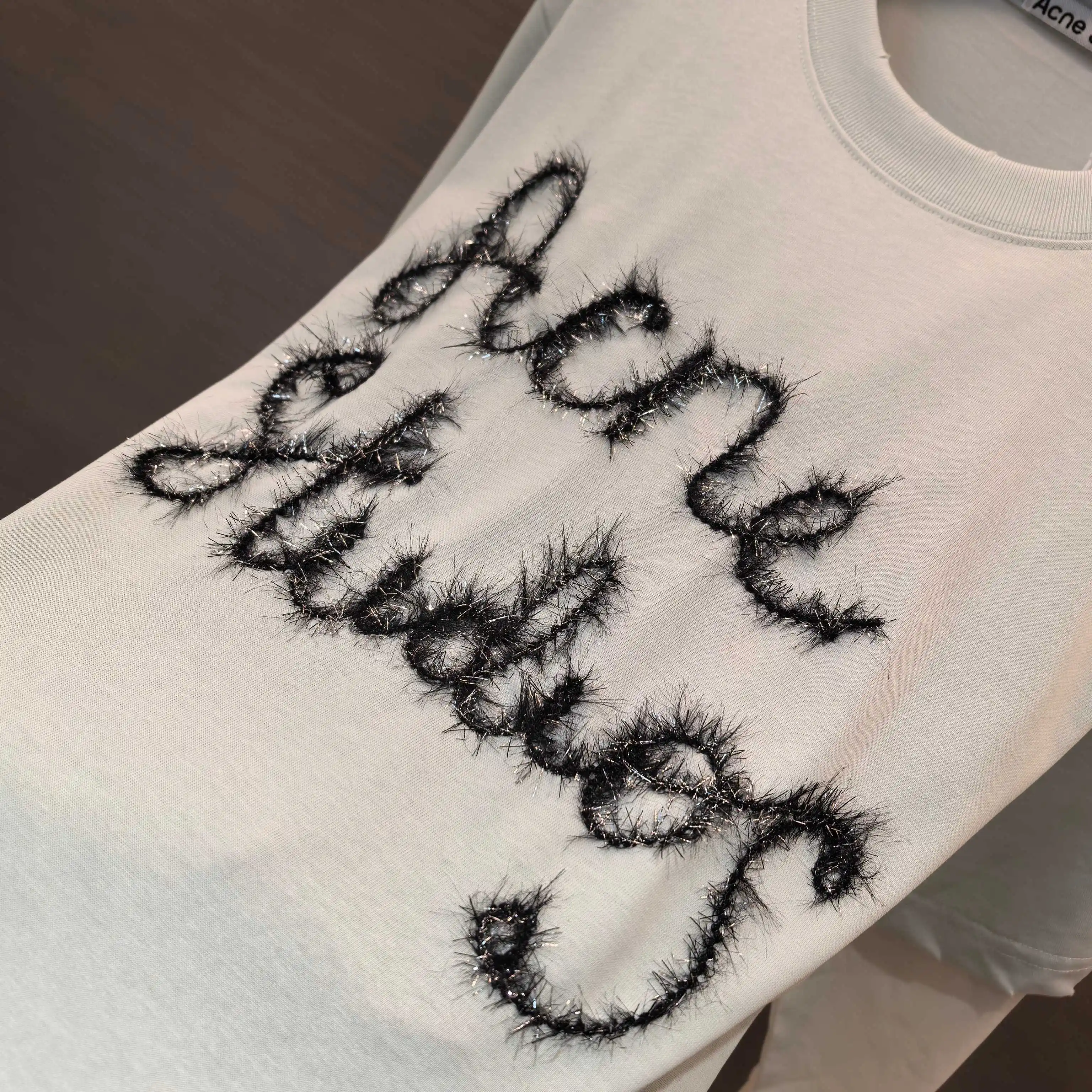 Flocculent Logo Layered-Effect Long-Sleeve T-Shirt D16522486 — view 4