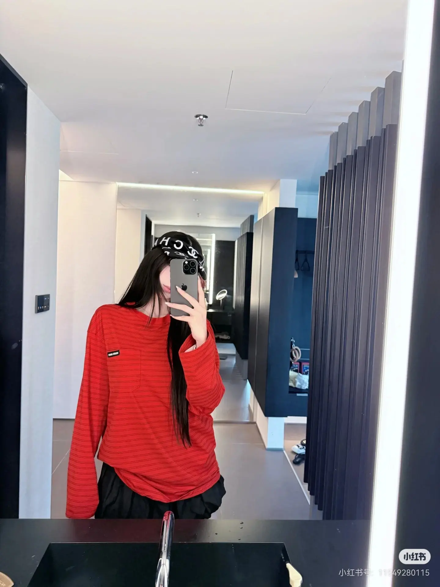 Striped Long-Sleeve Cotton T-Shirt D16522506 — view 8
