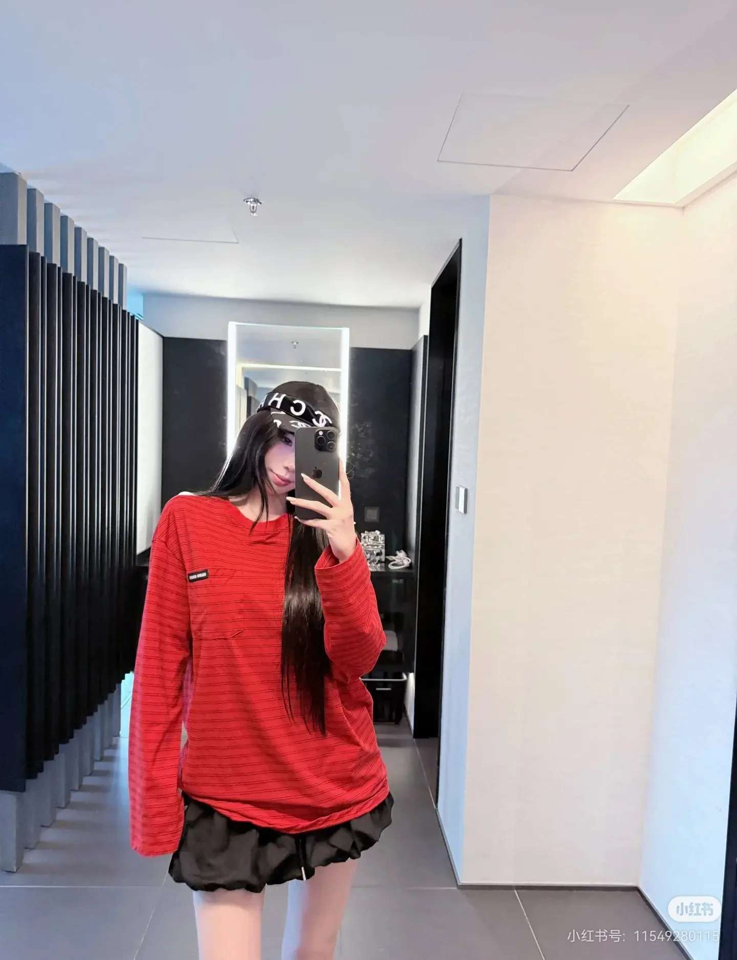 Striped Long-Sleeve Cotton T-Shirt D16522506 — view 9