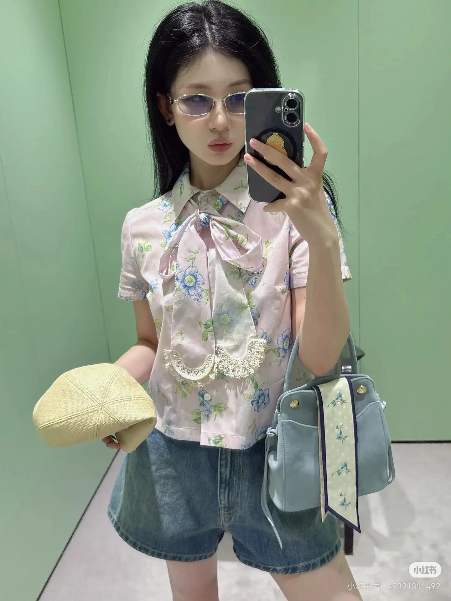 Prada Floral Print Lace-Trim Short-Sleeve Shirt D16522508 — view 6