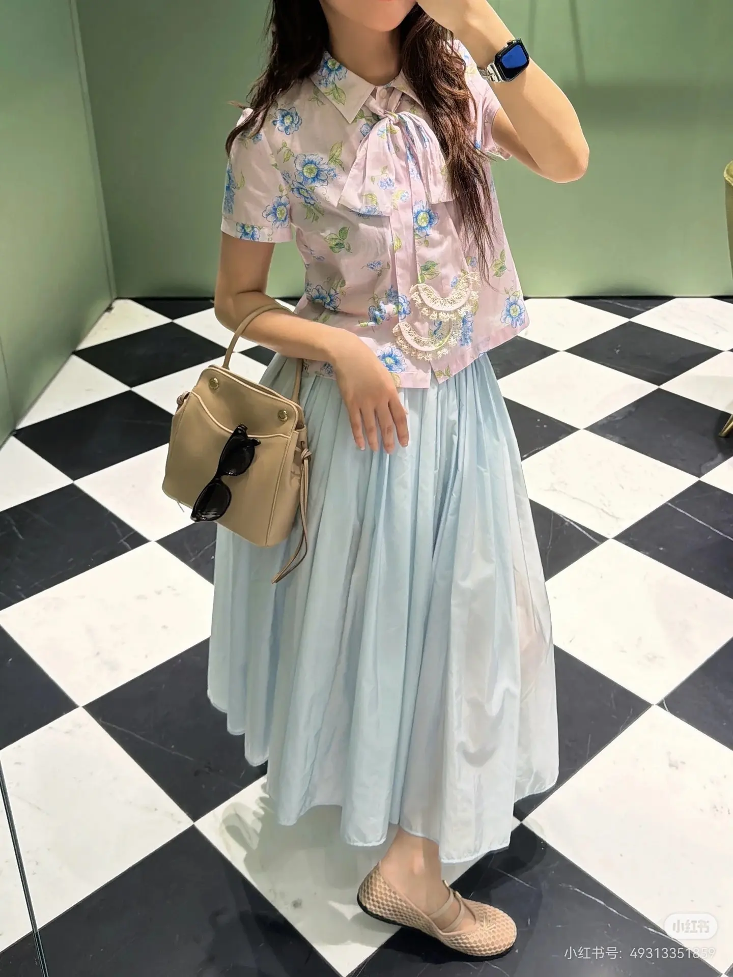 Prada Floral Print Lace-Trim Short-Sleeve Shirt D16522508 — view 9