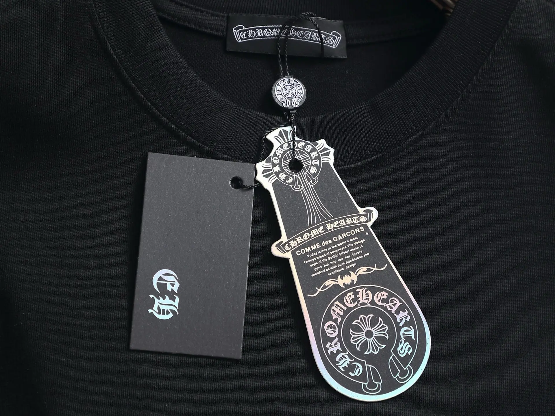 Horseshoe Denim Patch Embroidered T-Shirt D17014193 — view 6