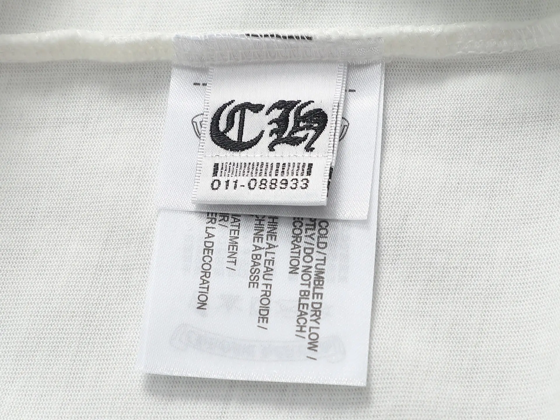 Horseshoe Denim Patch Embroidered T-Shirt D17014192 — view 10