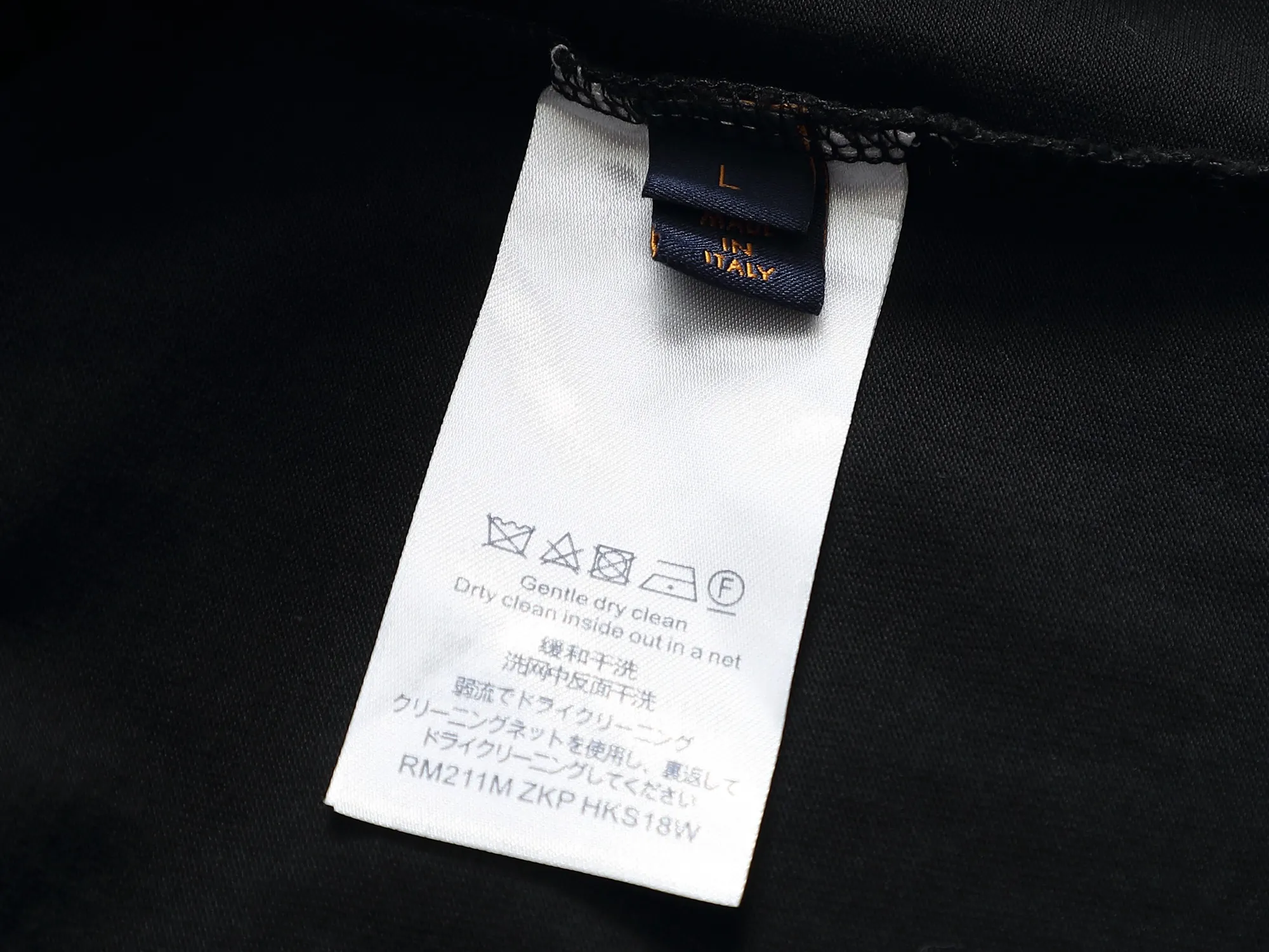 Vintage-Inspired Embroidered Logo T-Shirt D17014211 — view 9
