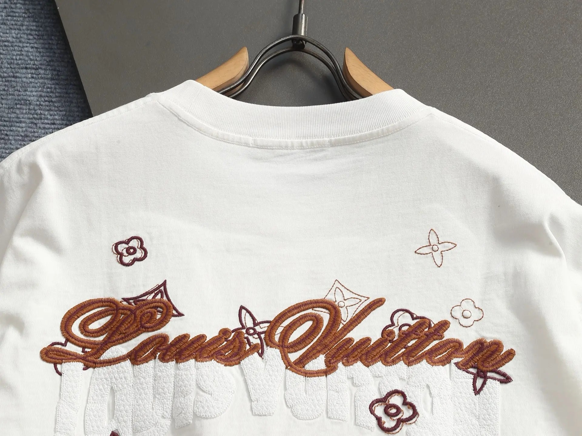 Embroidered Logo Cotton T-Shirt D17014210 — view 10