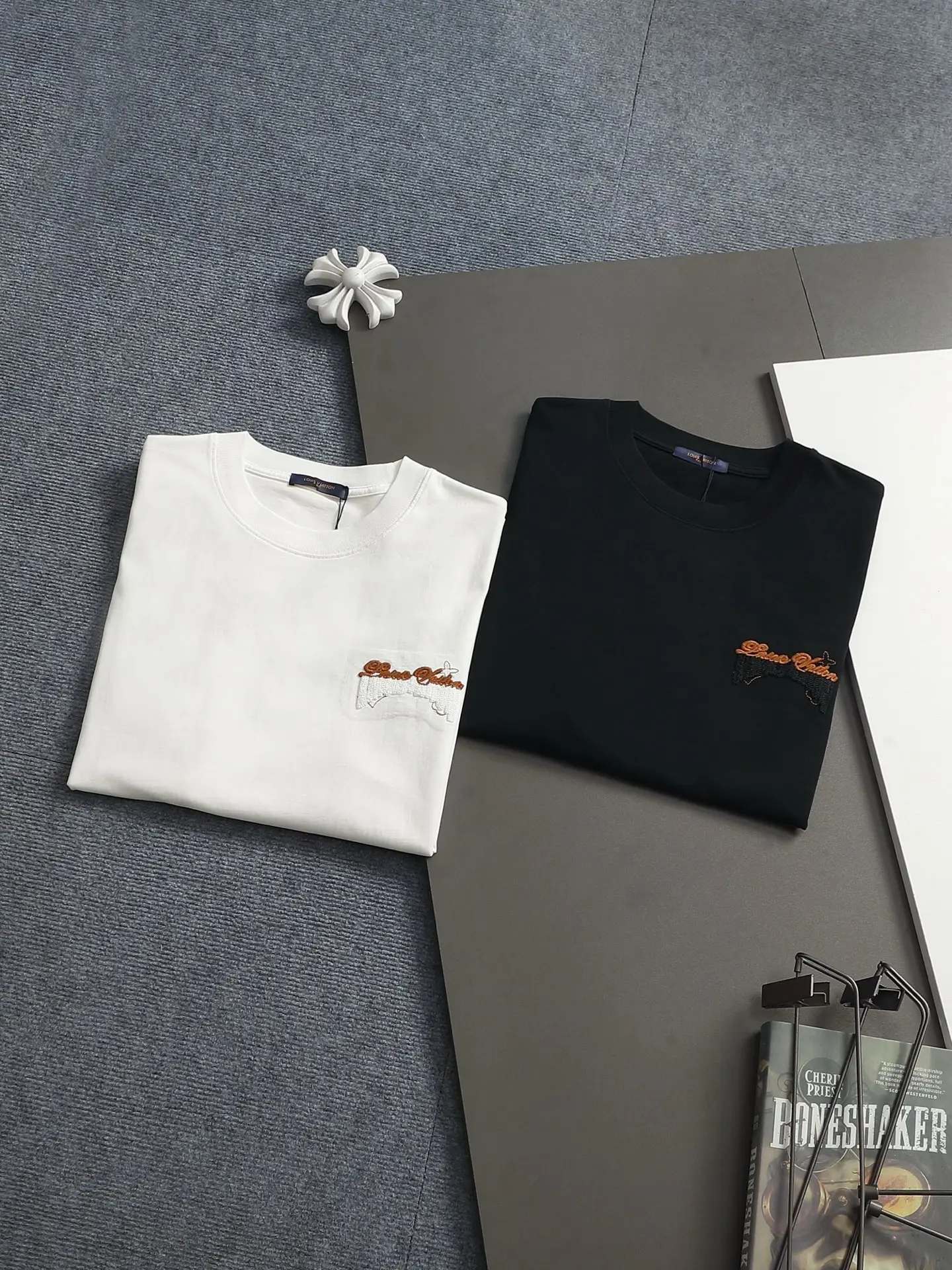 Embroidered Logo Cotton T-Shirt D17014210 — view 12