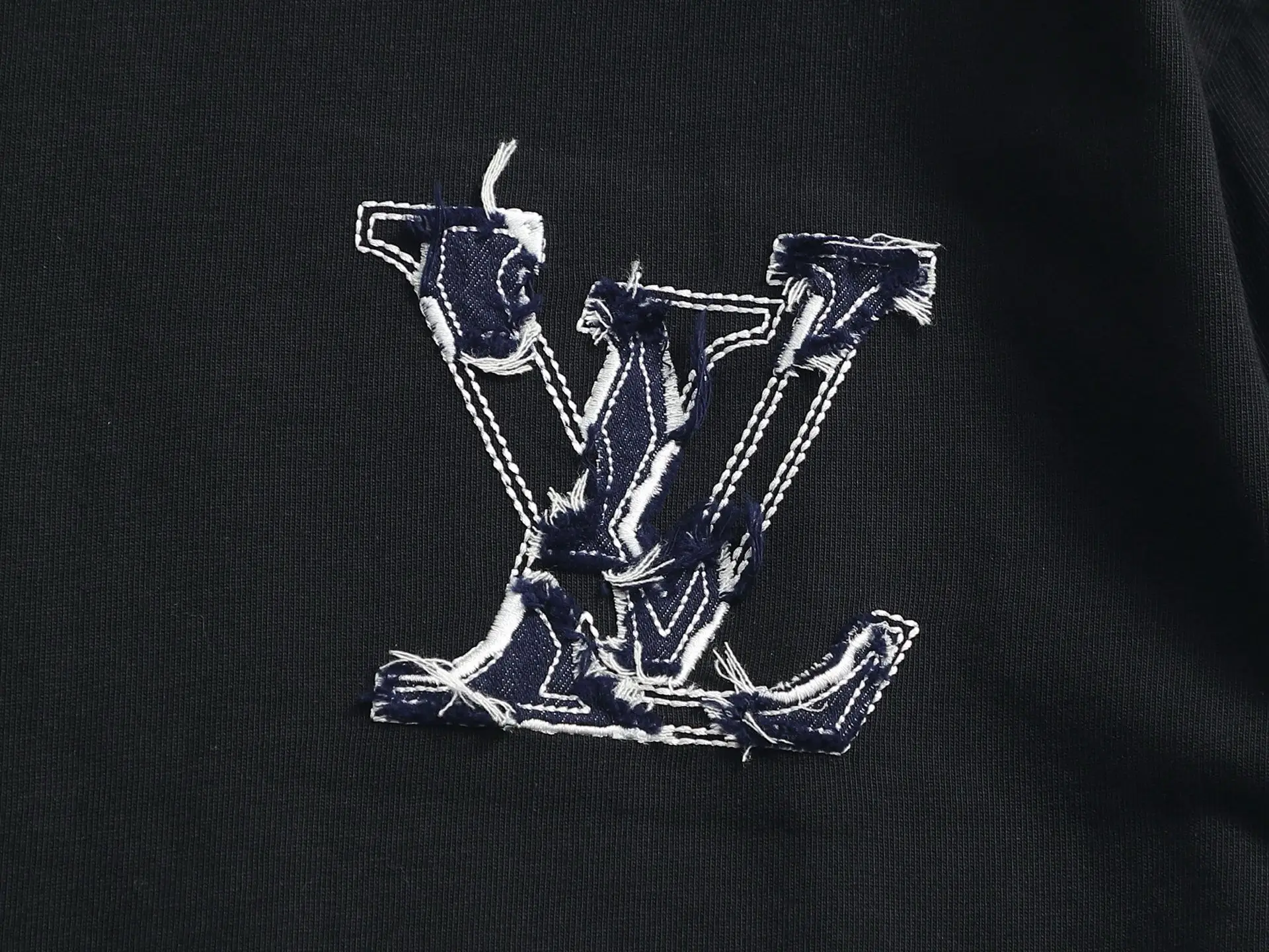 Embroidered Denim Patch Logo T-Shirt D17014209 — view 5