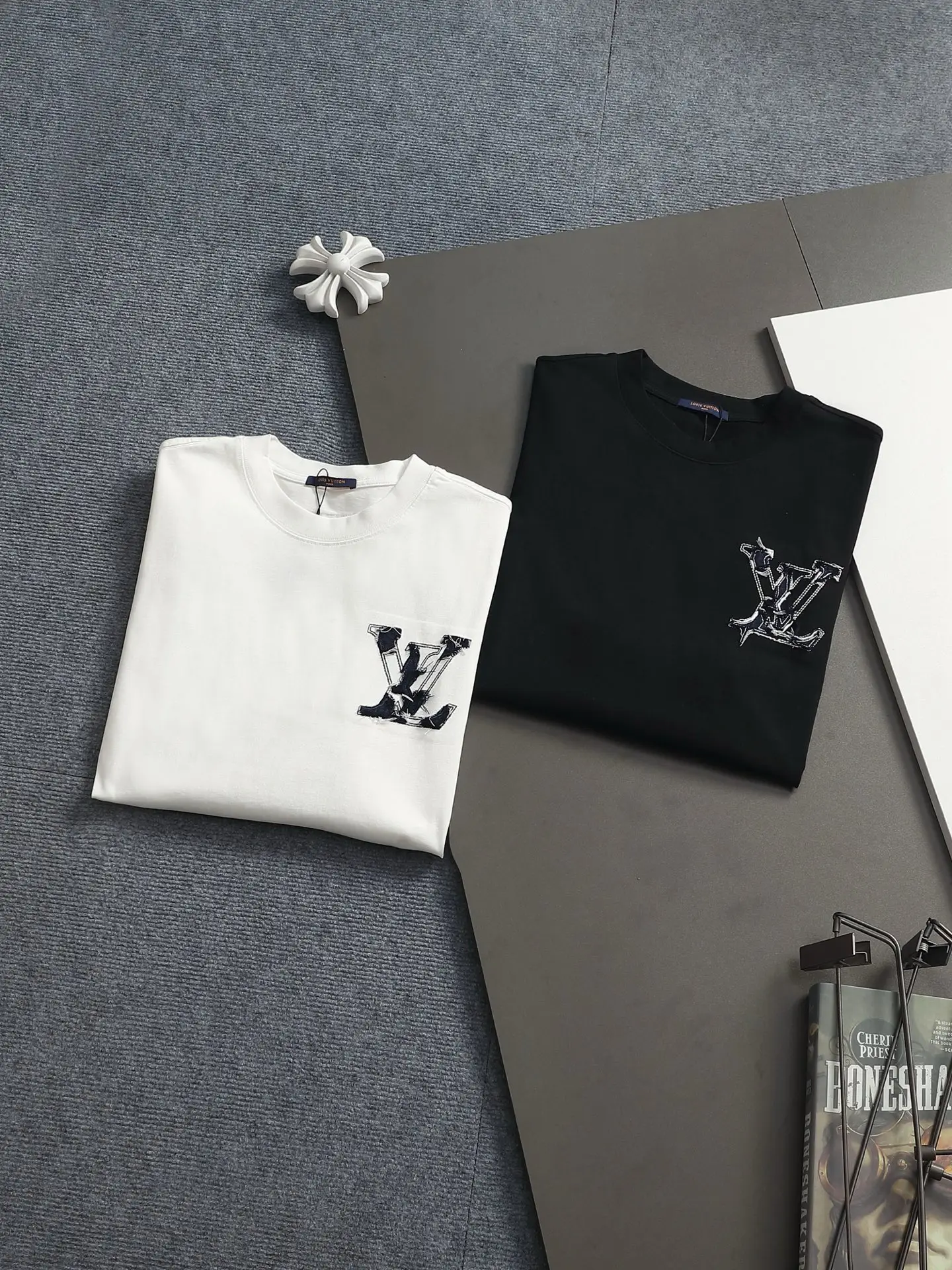 Embroidered Denim Patch Logo T-Shirt D17014209 — view 12