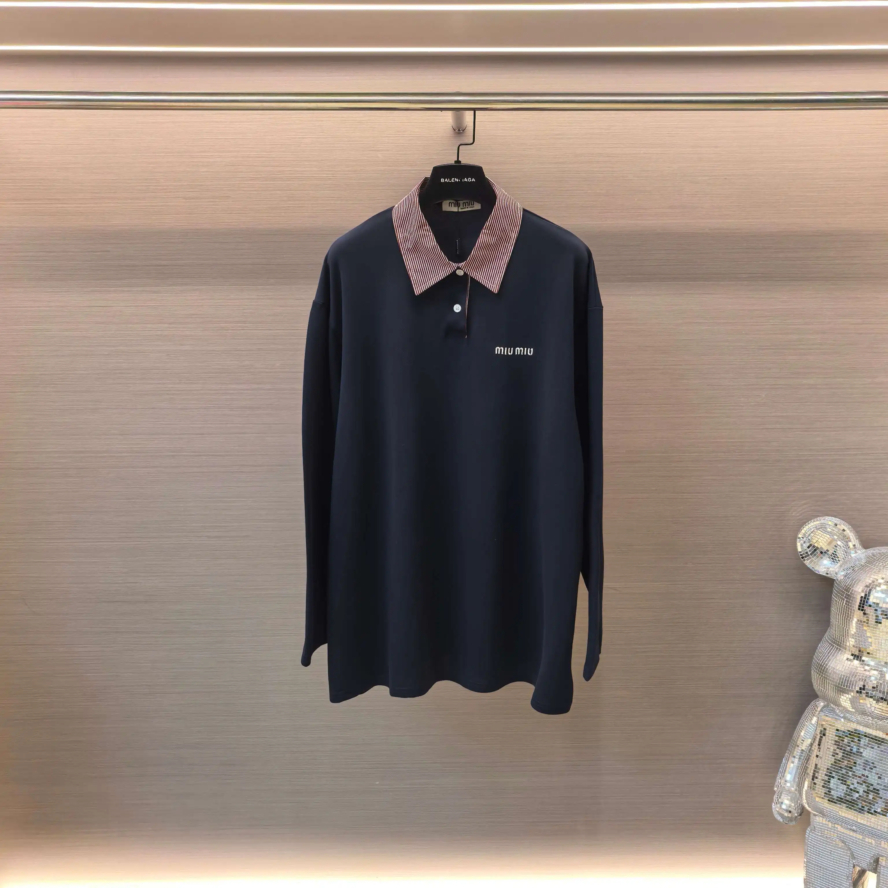 Contrast Collar Long-Sleeve Polo Shirt D17022326