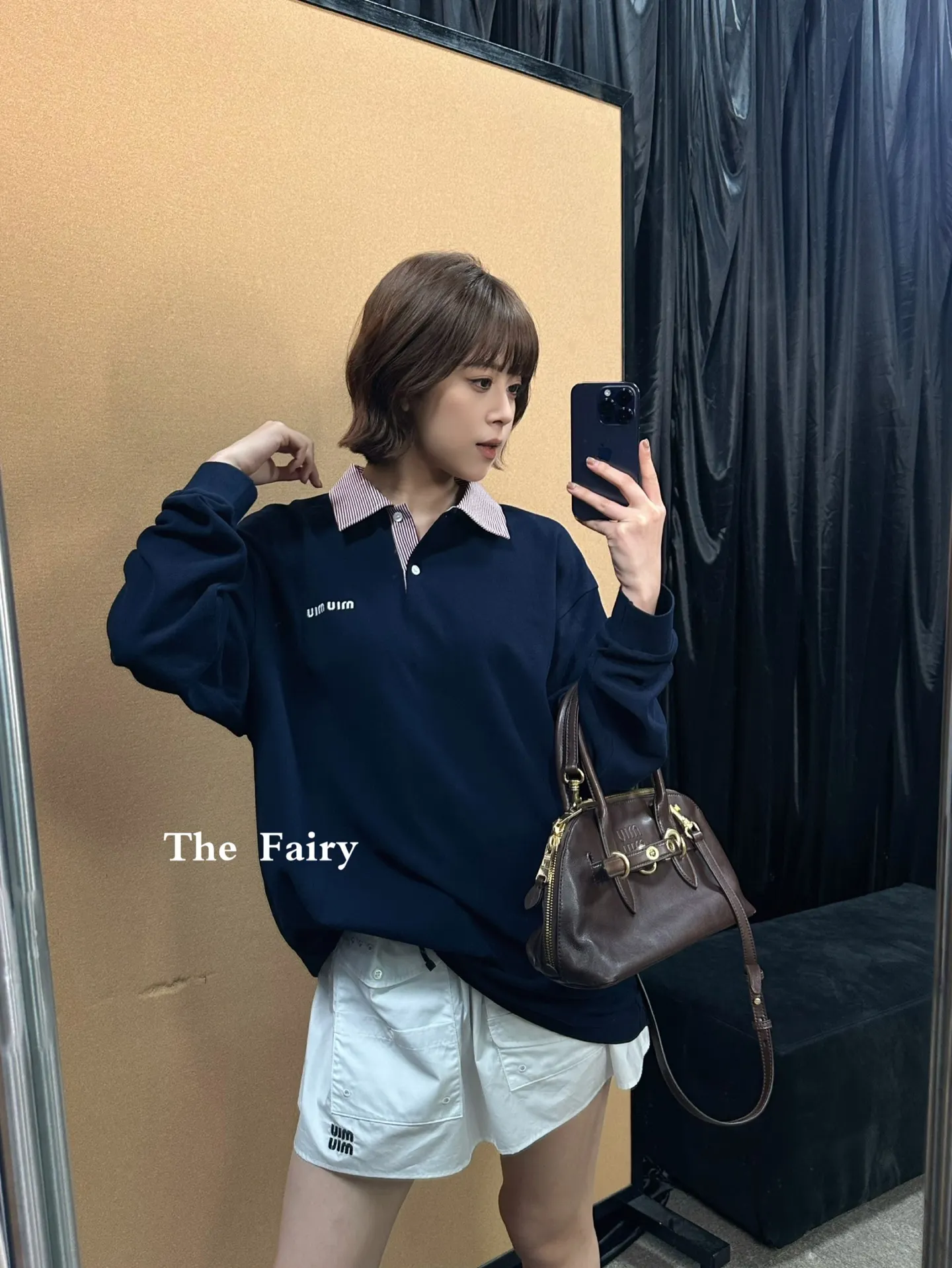 Logo Embroidered Contrast Collar Long-Sleeve Polo Shirt D17022330 — view 5