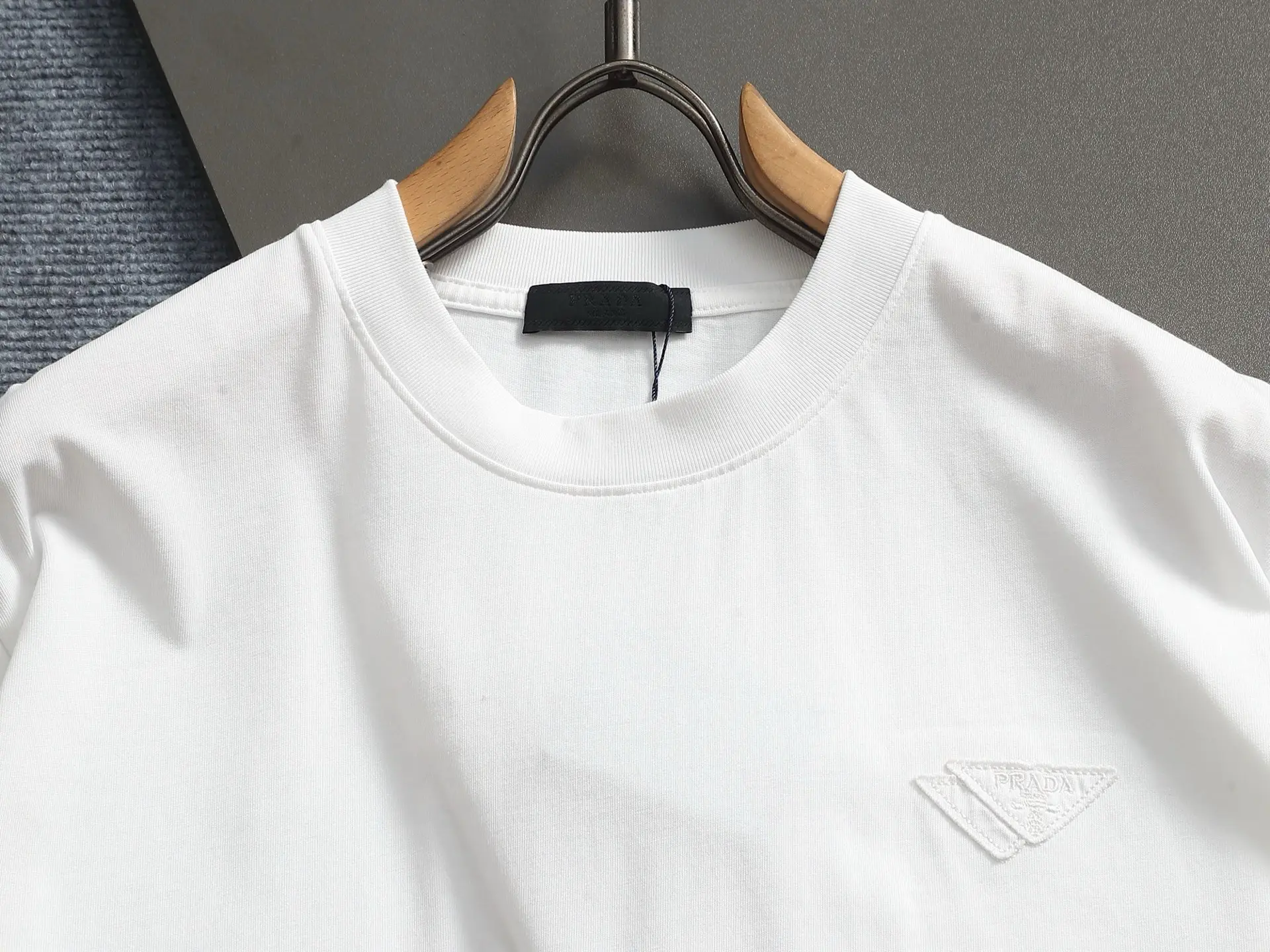 Logo-Embroidered Cotton-Jersey T-Shirt D17014183 — view 3