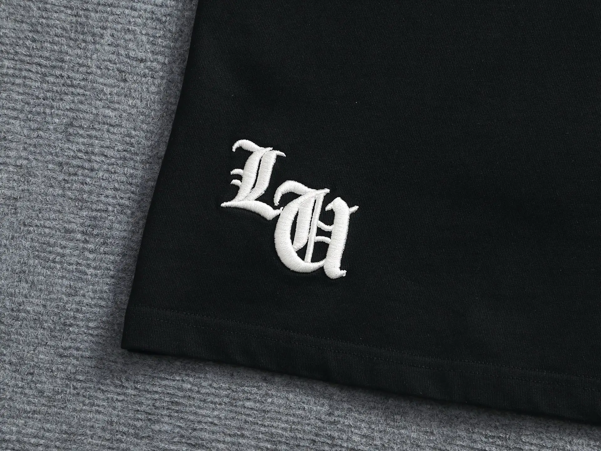 Embroidered Cross Logo Oversized T-Shirt D17514213 — view 4