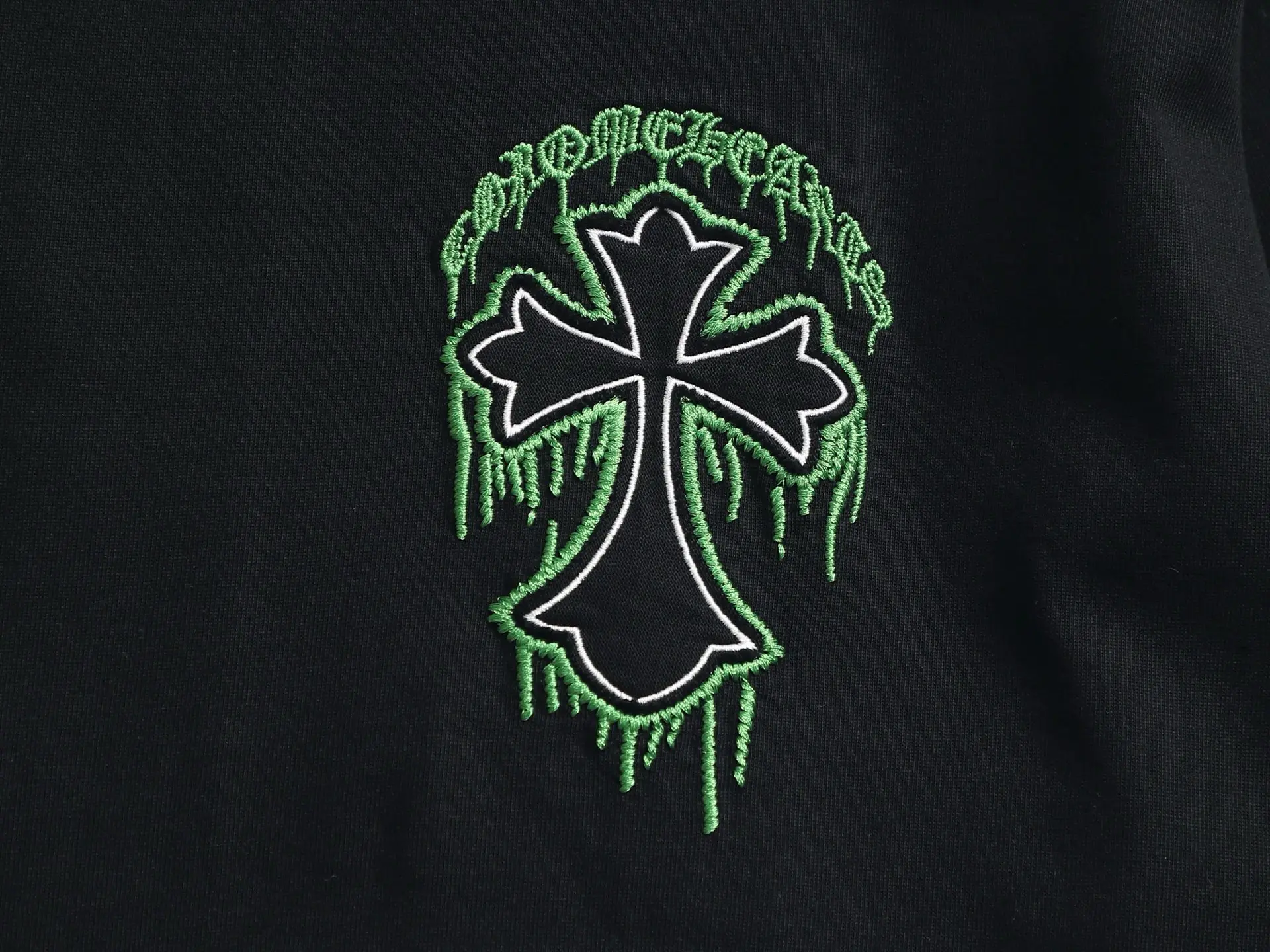 Embroidered Cross Logo Oversized T-Shirt D17514213 — view 6