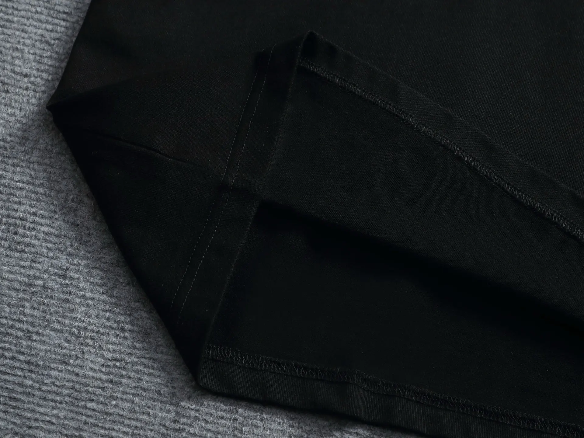 Embroidered Cross Logo Oversized T-Shirt D17514213 — view 8