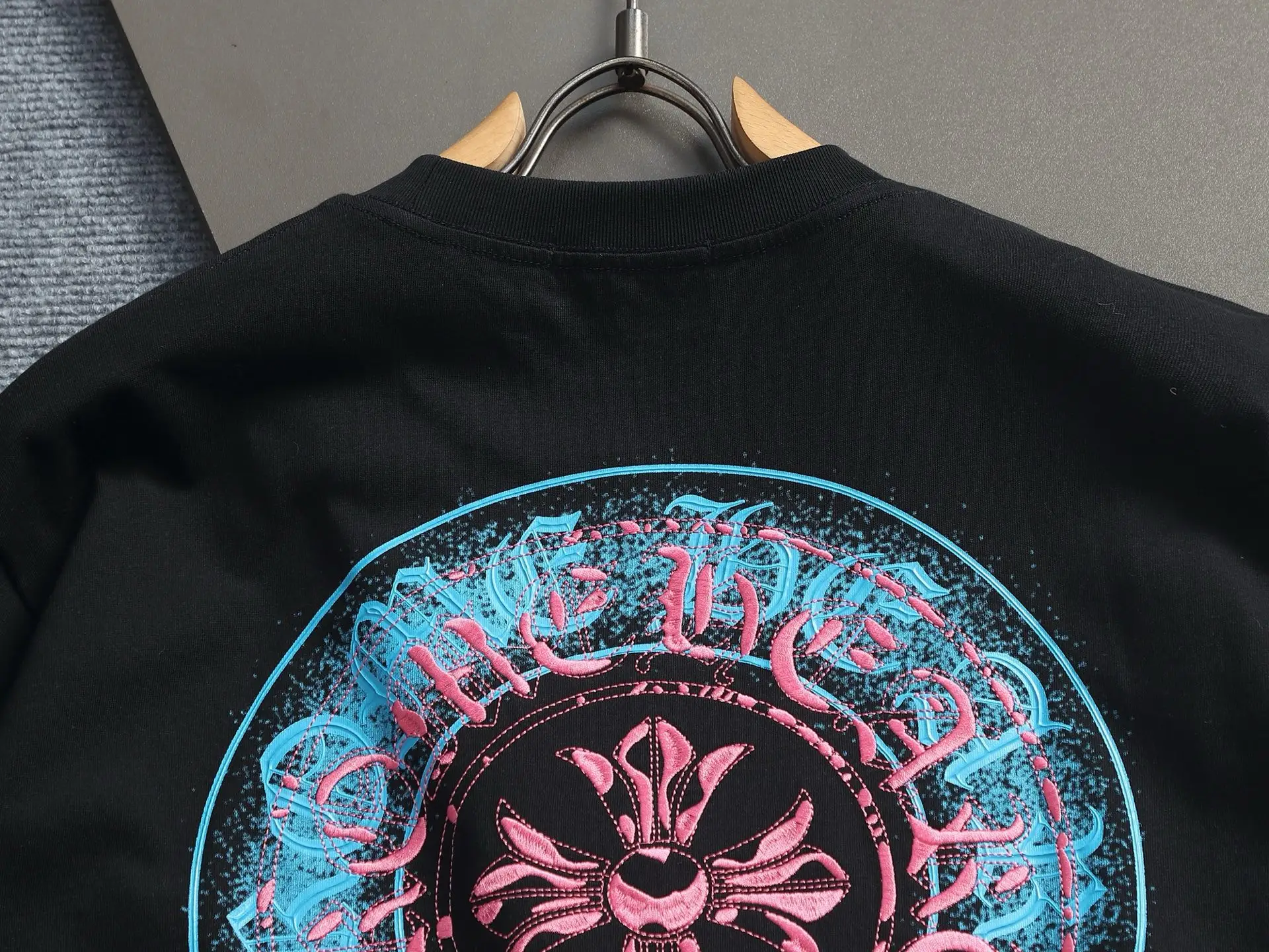 Embroidered Horseshoe Logo Cotton T-Shirt D17514182 — view 10