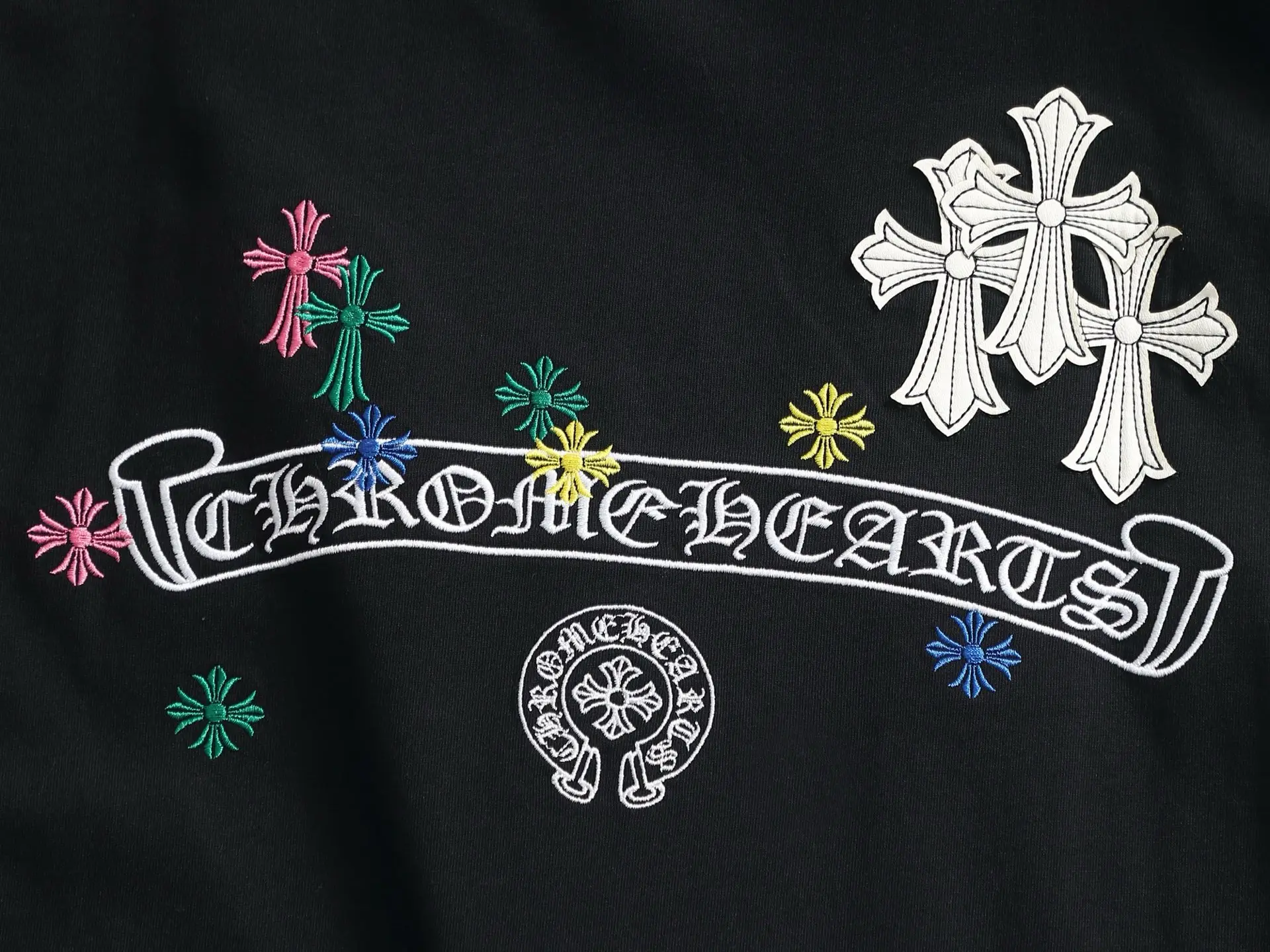 Embroidered Horseshoe Cross Cotton T-Shirt D17514189 — view 10