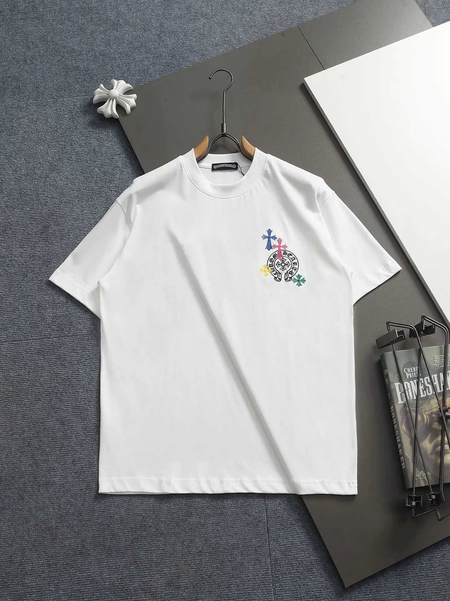 Embroidered Horseshoe Cross Cotton T-Shirt D17514188