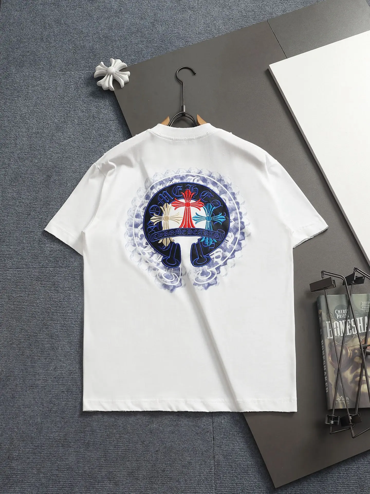 Embroidered Horseshoe Logo Cotton T-Shirt D17514206 — view 2