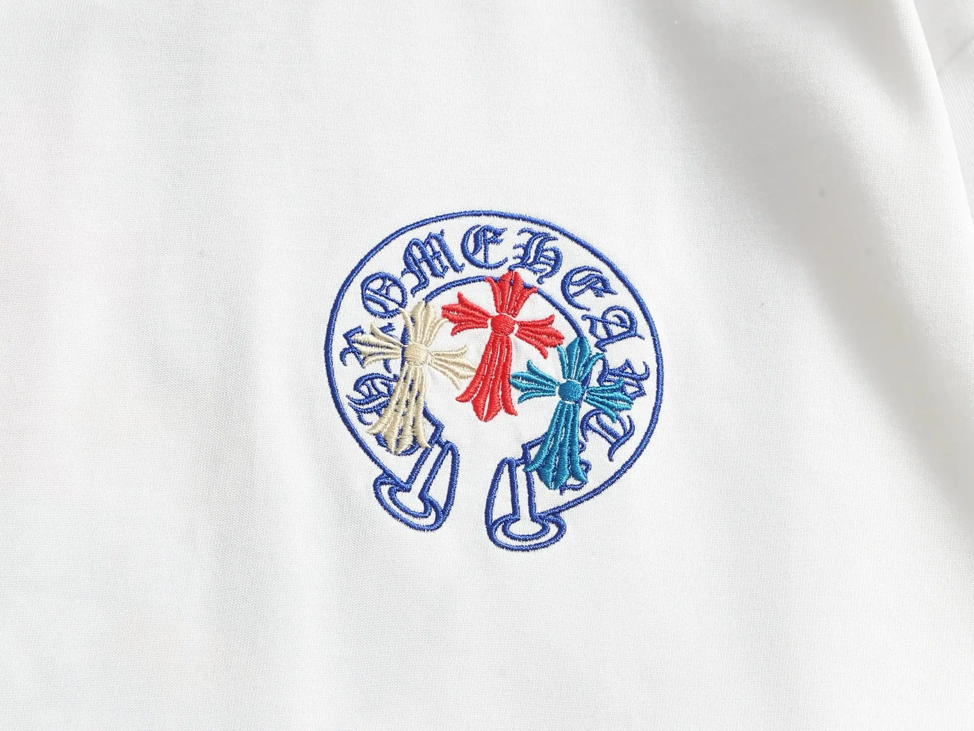 Embroidered Horseshoe Logo Cotton T-Shirt D17514206 — view 5