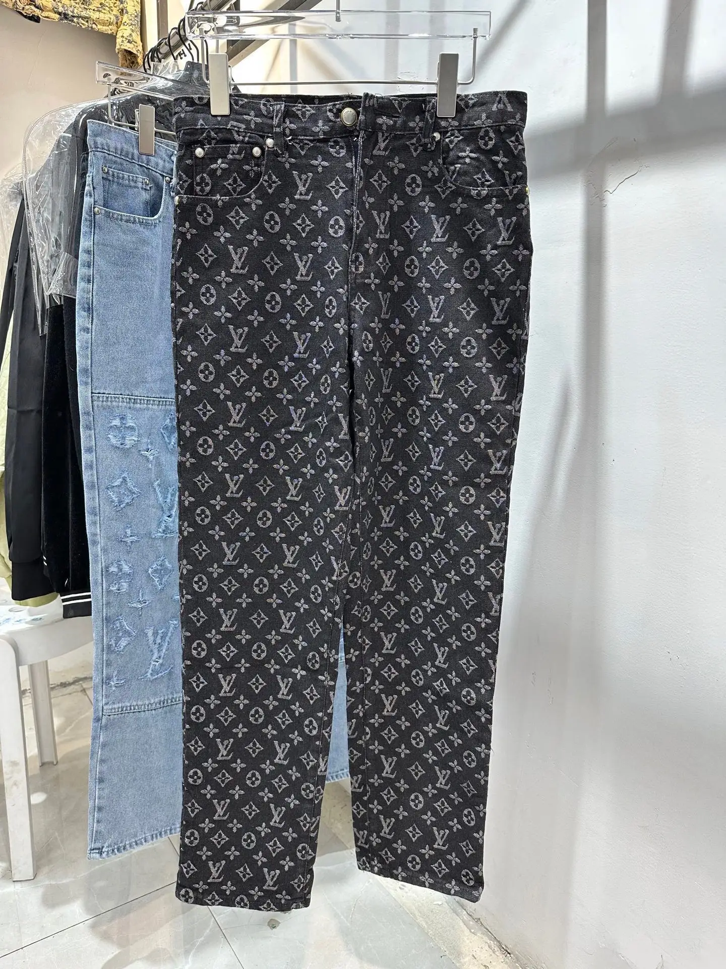Monogram Jacquard Straight-Leg Jeans D18013441