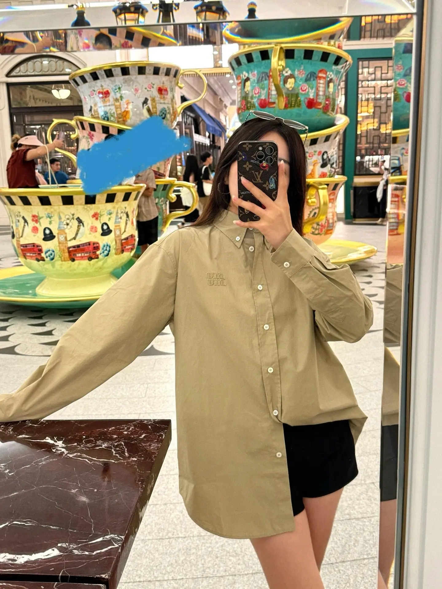 Logo Embroidered Oversized Cotton Shirt D18522452 — view 2