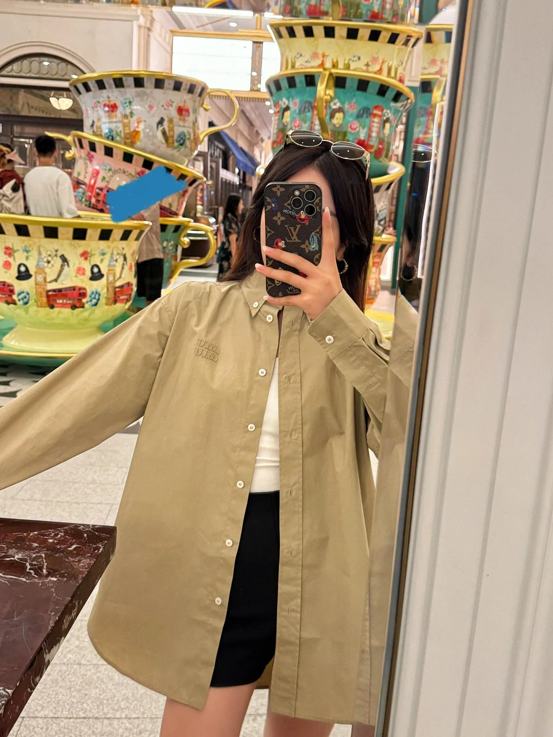 Logo Embroidered Oversized Cotton Shirt D18522452 — view 3