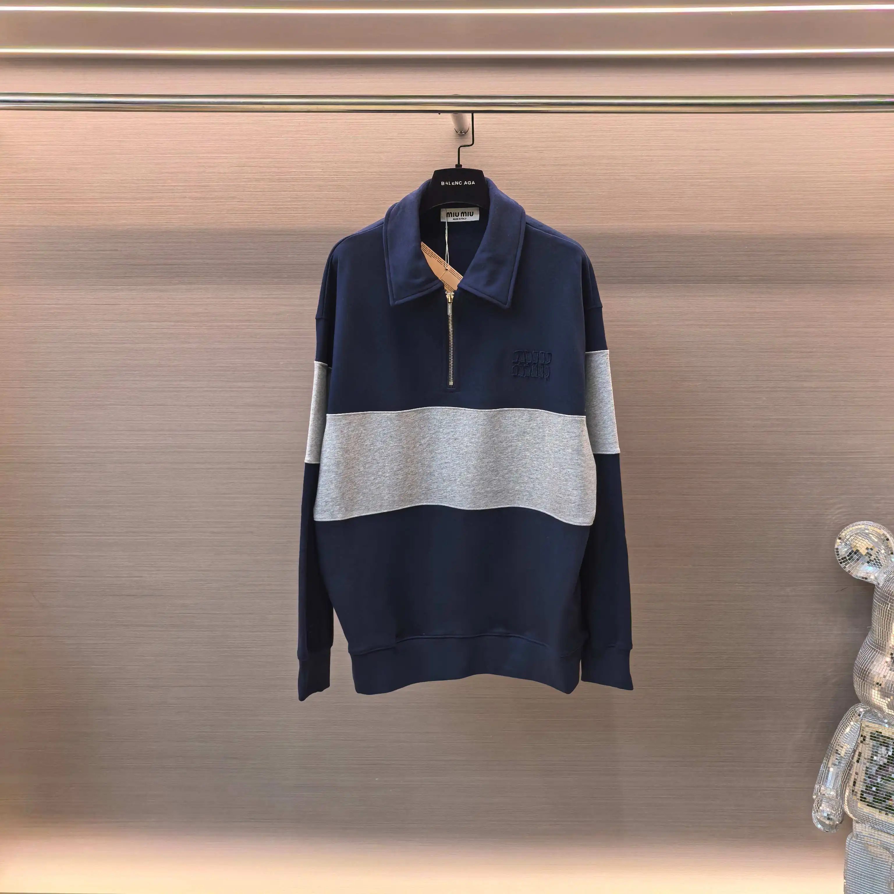 Logo-Embroidered Color-Block Quarter-Zip Sweatshirt D19022379