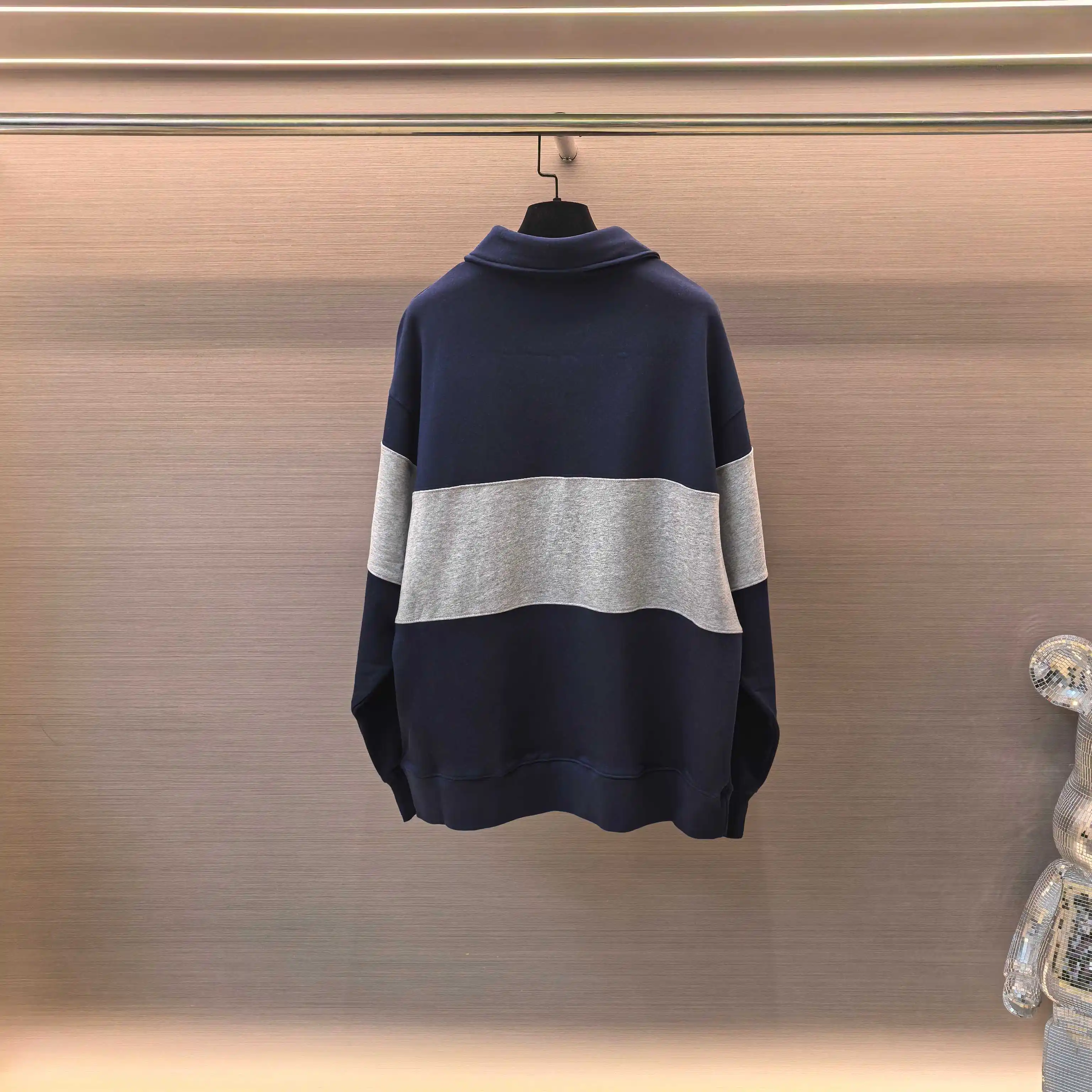 Logo-Embroidered Color-Block Quarter-Zip Sweatshirt D19022379 — view 2