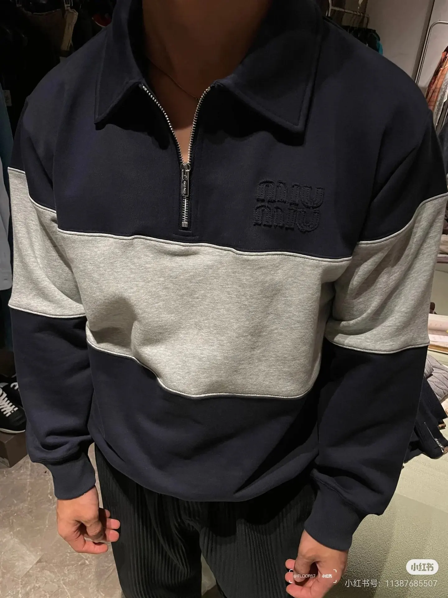 Color-Block Quarter-Zip Polo Sweatshirt D19022382 — view 9