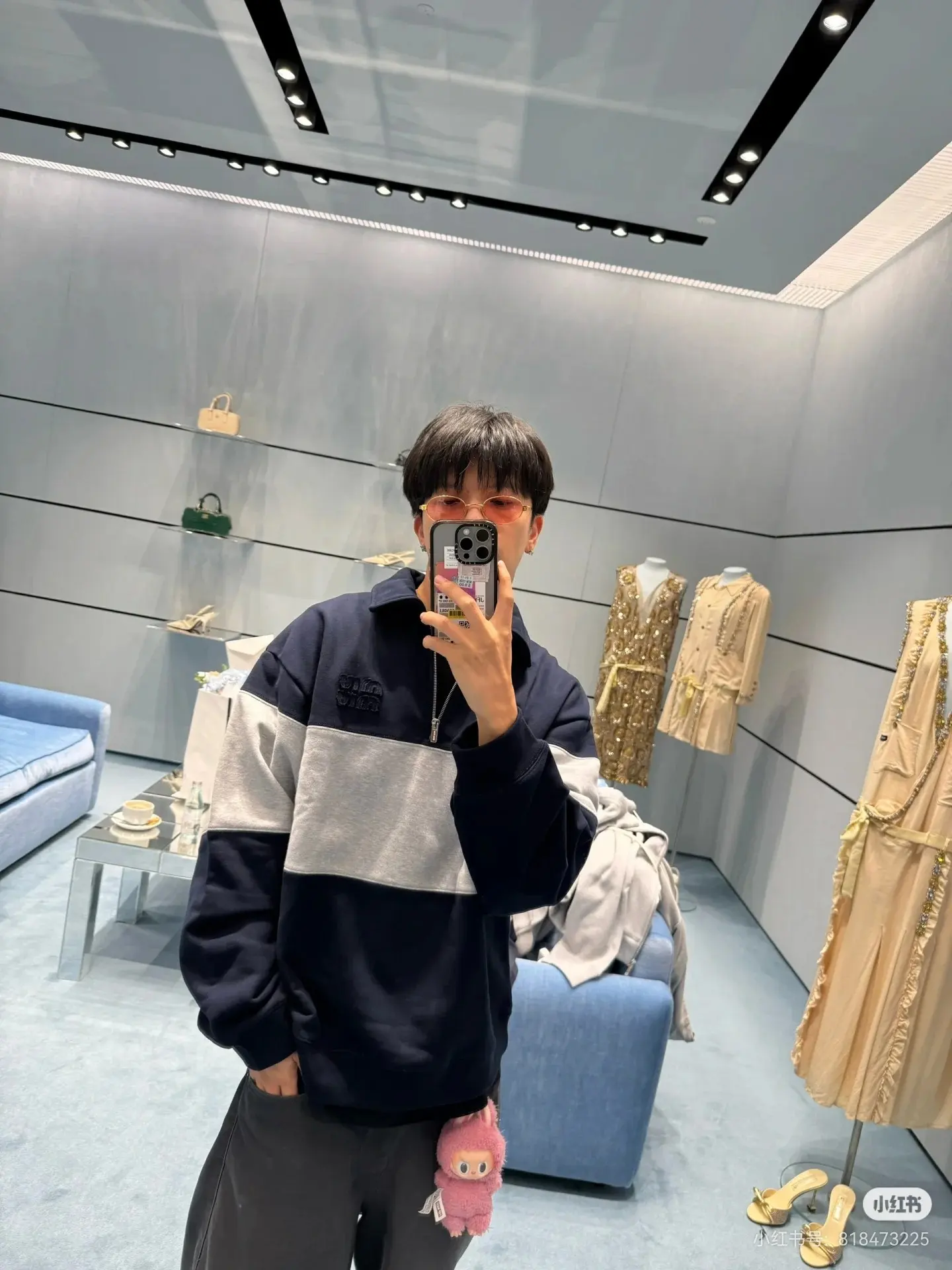 Color-Block Quarter-Zip Polo Sweatshirt D19022381 — view 4
