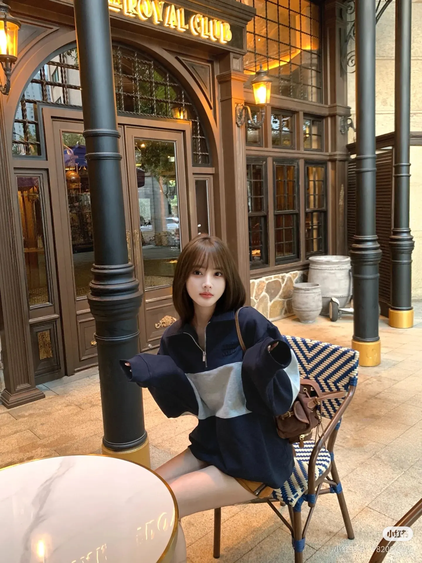 Color-Block Quarter-Zip Polo Sweatshirt D19022380 — view 6