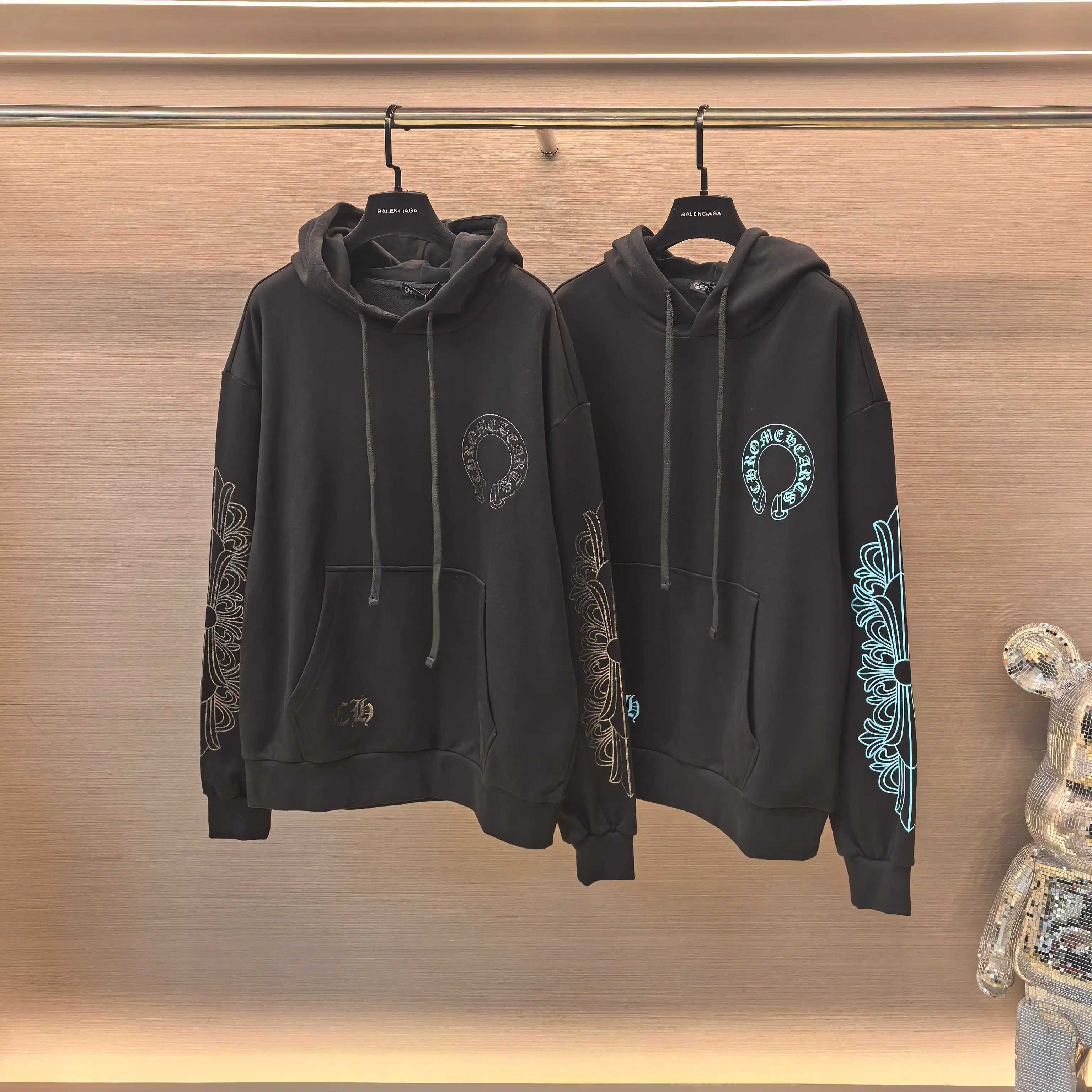 Glitter Cross Print Cotton-Jersey Hoodie D21022366