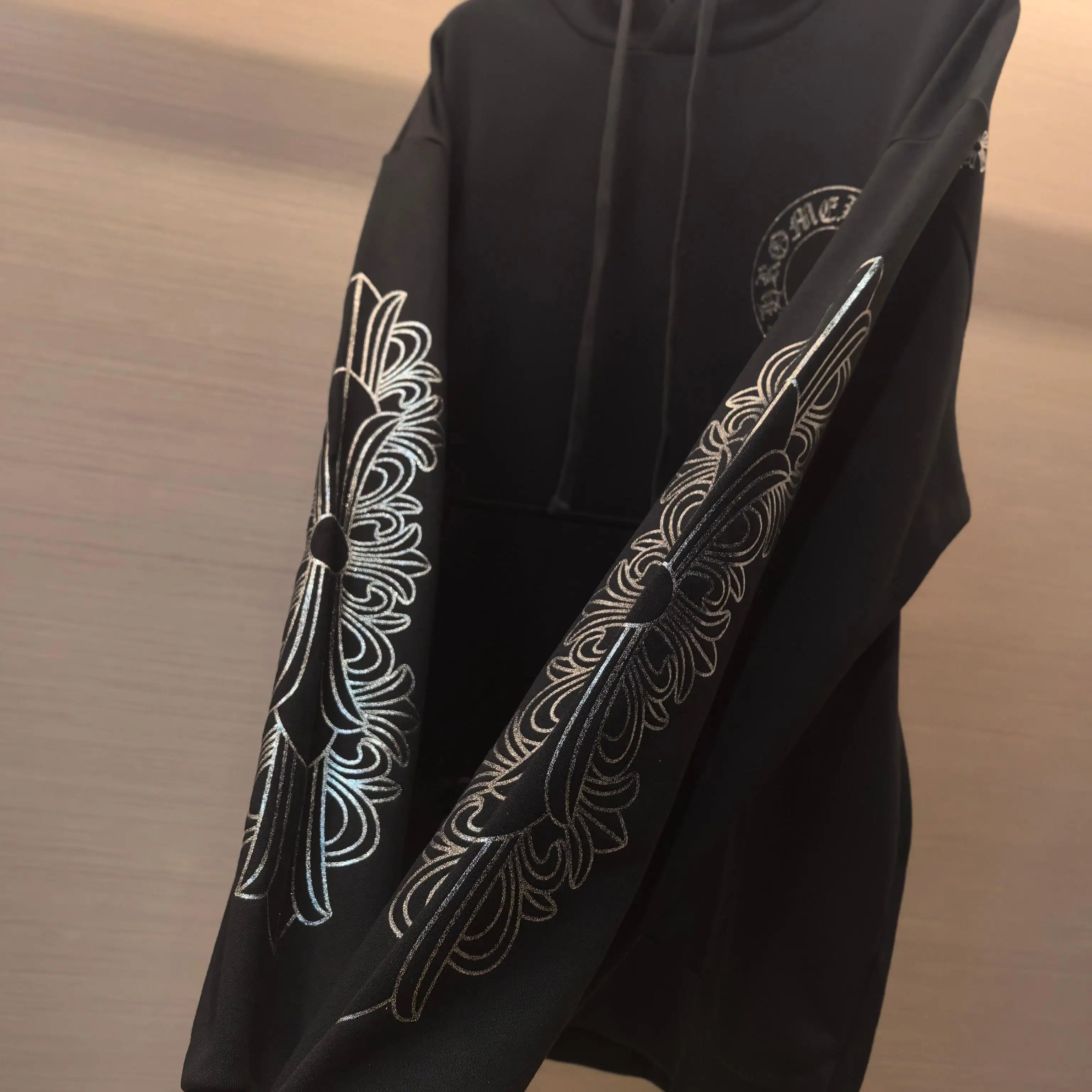 Glitter Cross Print Cotton-Jersey Hoodie D21022366 — view 4