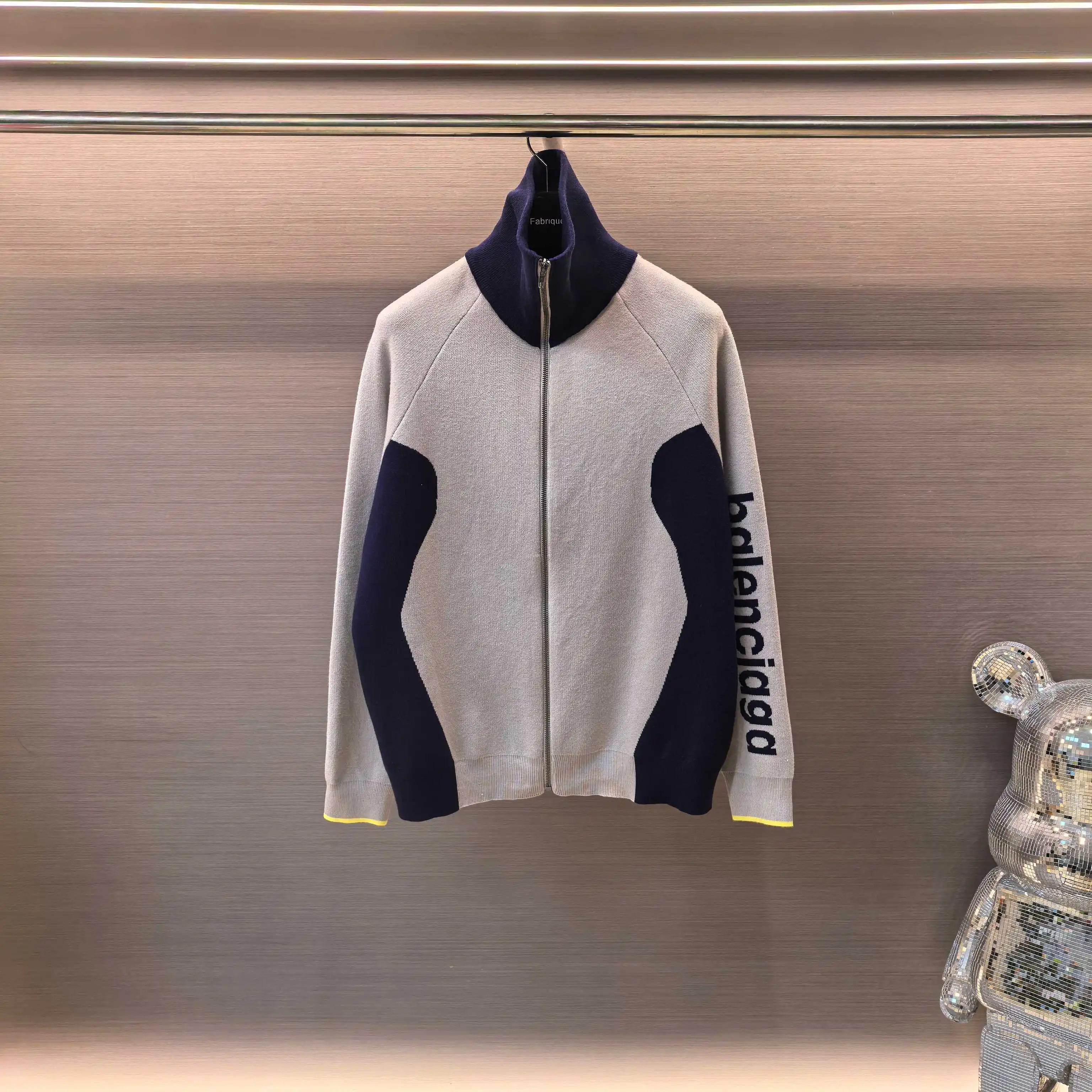 Color-Block Zip-Up Knit Cardigan D21522312