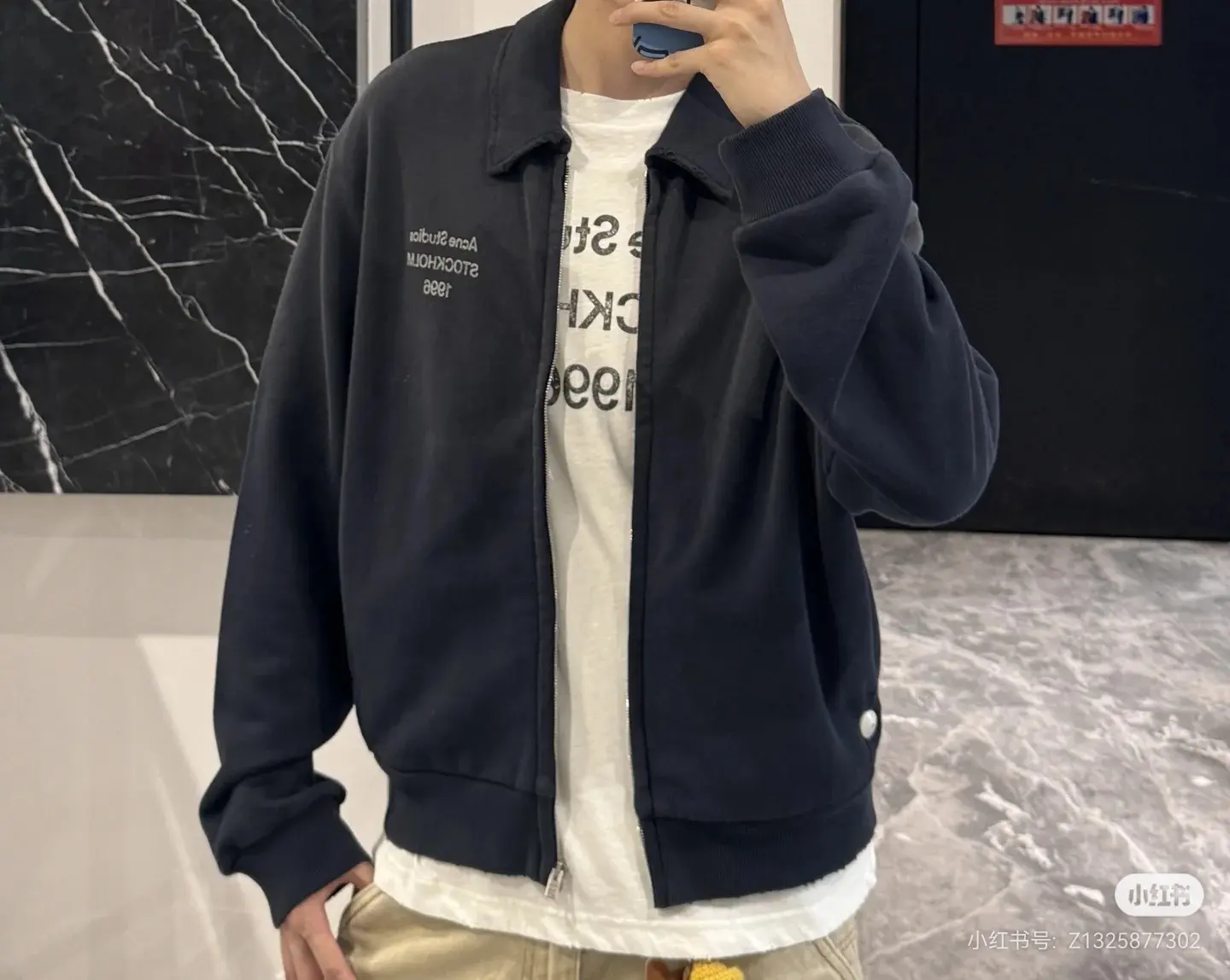 Logo-Print Faded Zip-Up Sweatshirt D22522396 — view 7