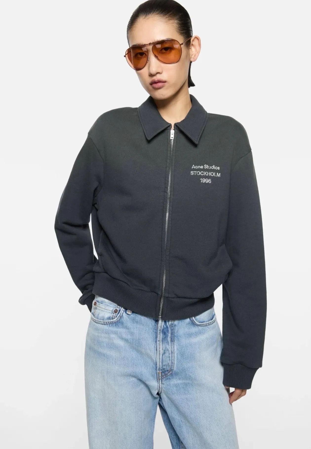 Logo-Print Faded Zip-Up Sweatshirt D22522400 — view 3