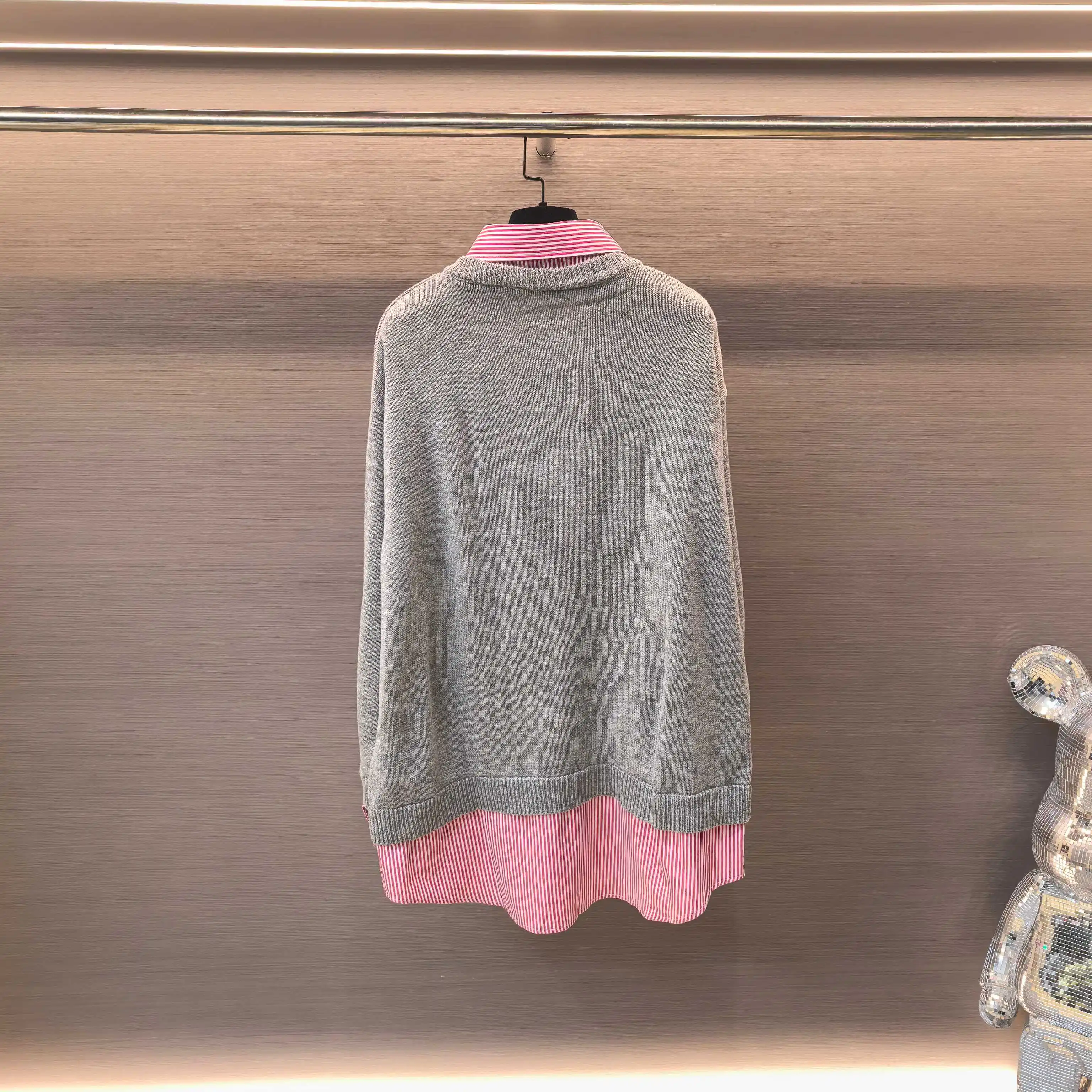 Oversized Layered Wool-Blend Knit Sweater D22522477 — view 3
