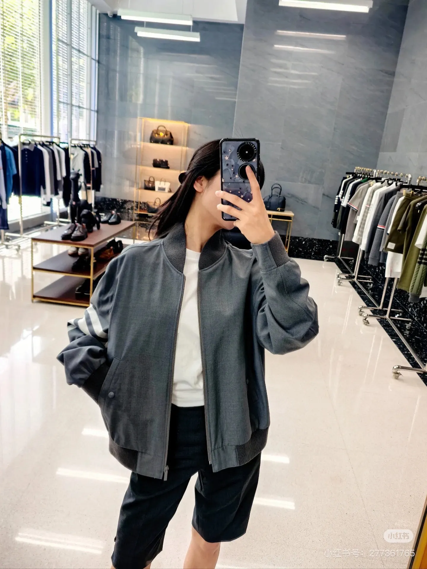 Four-Bar Stripe Cotton Bomber Jacket D22513430 — view 3