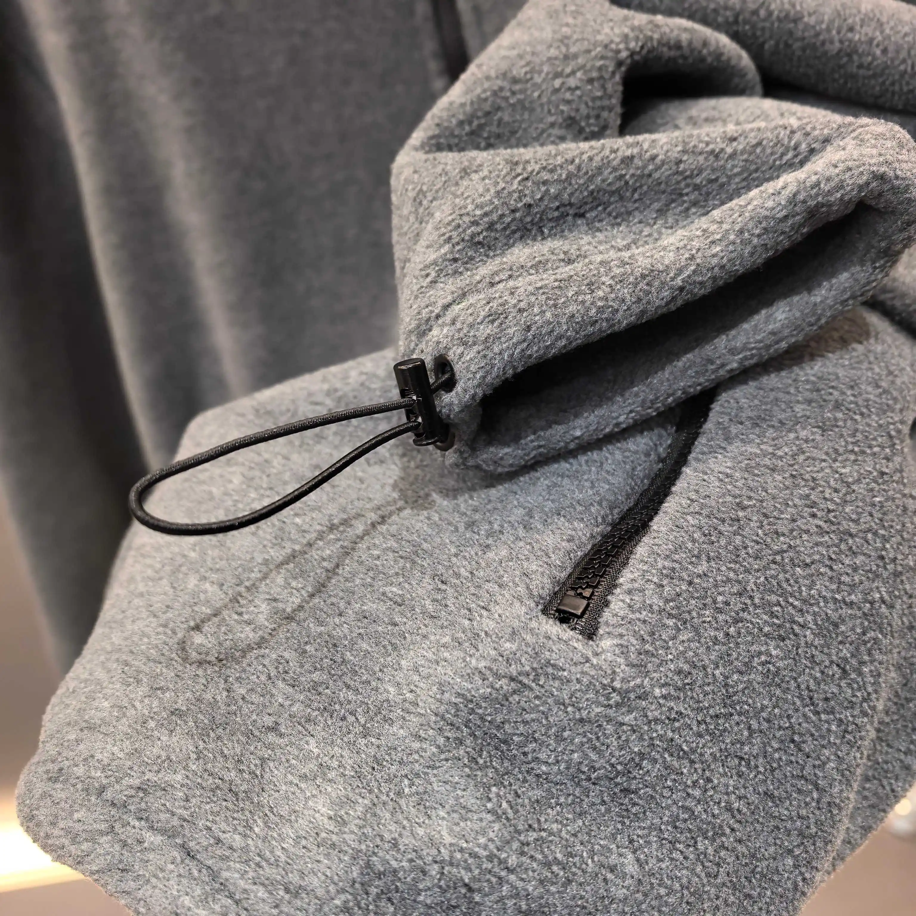 Logo-Embroidered Fleece Hooded Jacket D23522411 — view 5