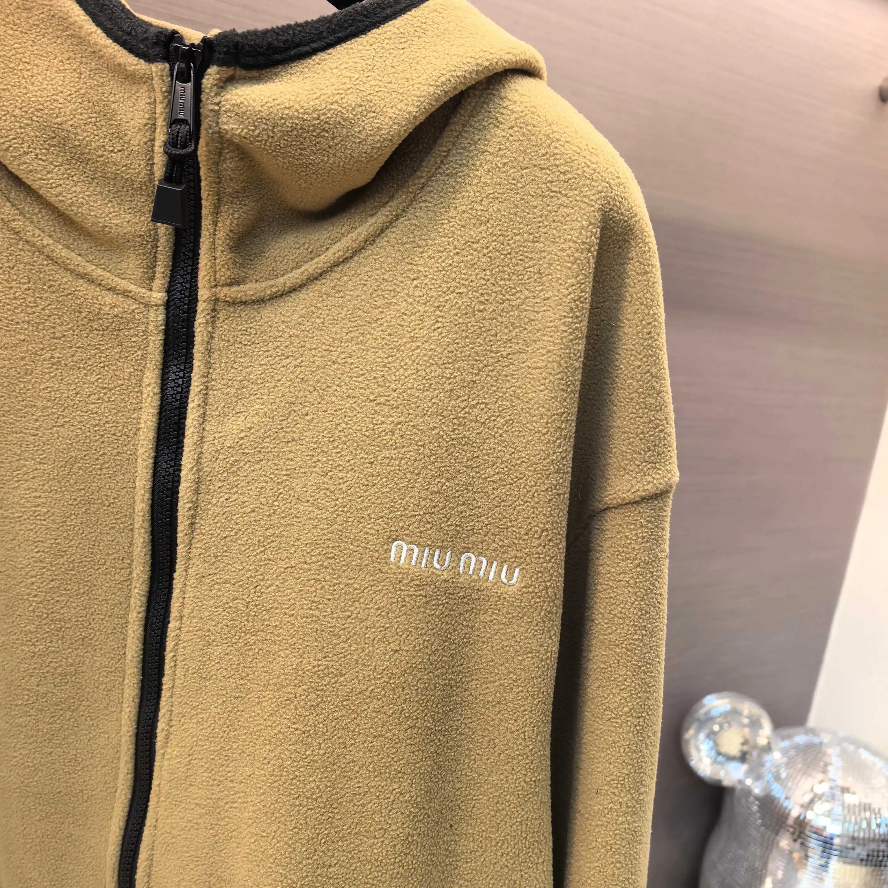 Logo-Embroidered Fleece Hooded Jacket D23522409 — view 5