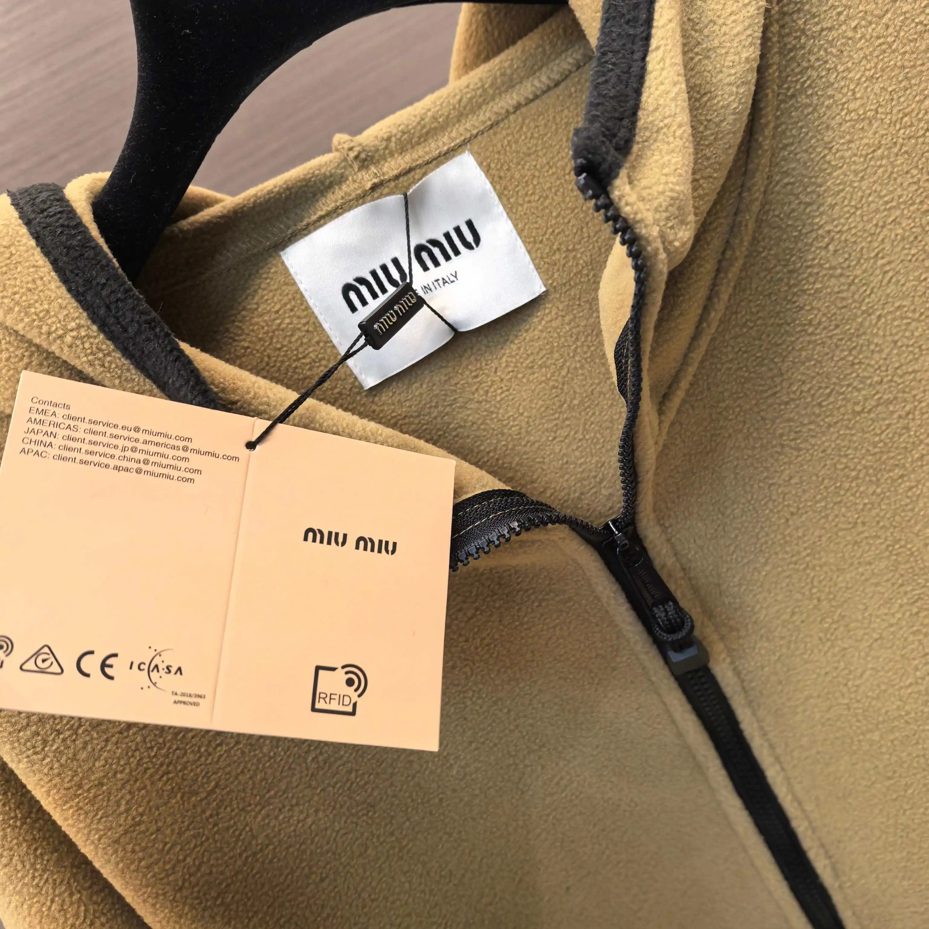 Logo-Embroidered Fleece Hooded Jacket D23522409 — view 8