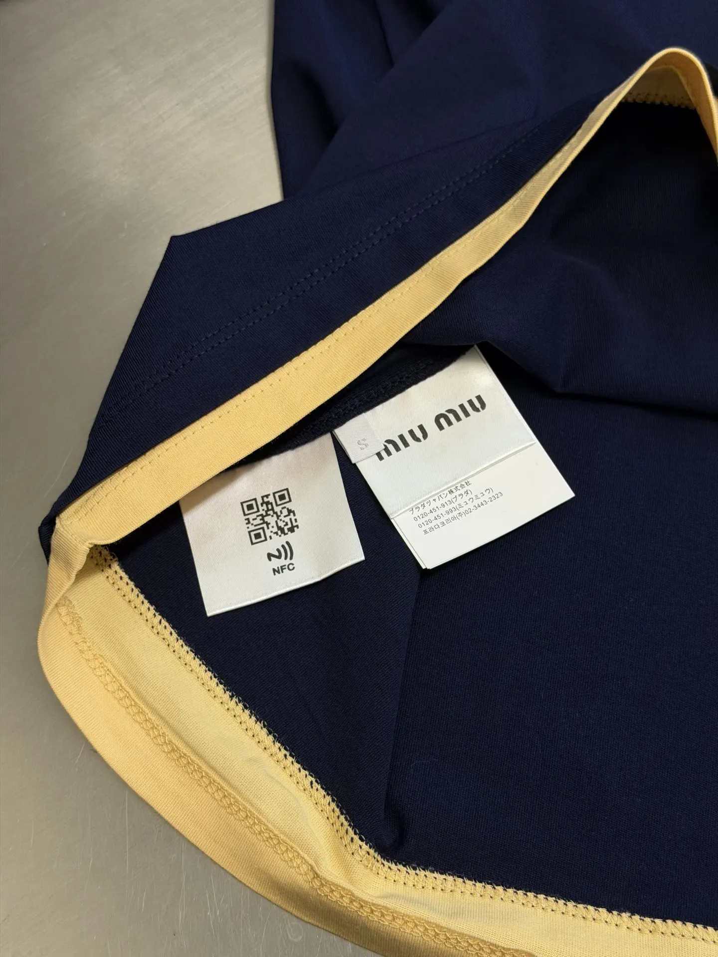 Layered Henley Long-Sleeve T-Shirt D23519148 — view 9