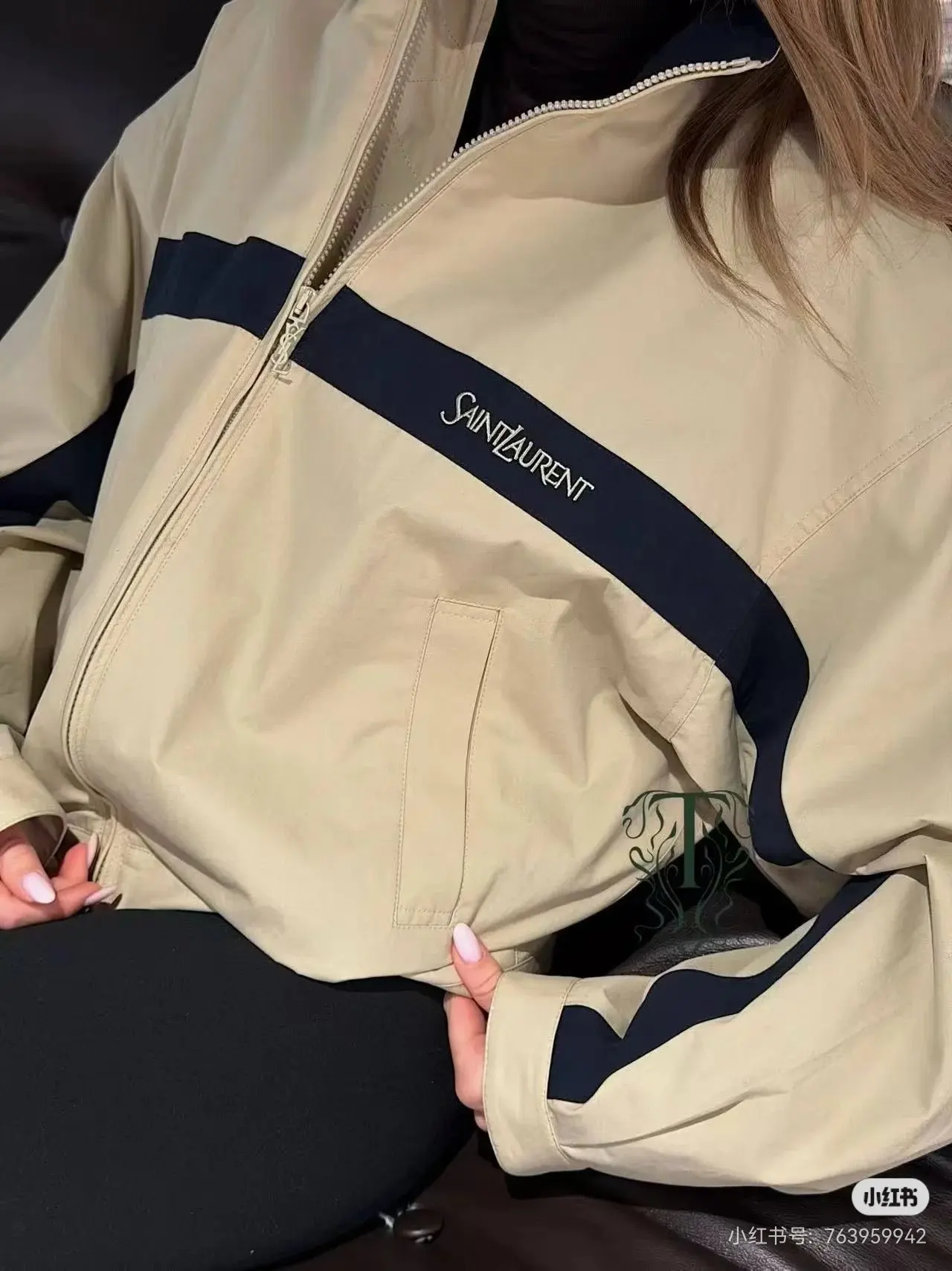 Contrast-Stripe Embroidered Track Jacket D23522343 — view 4