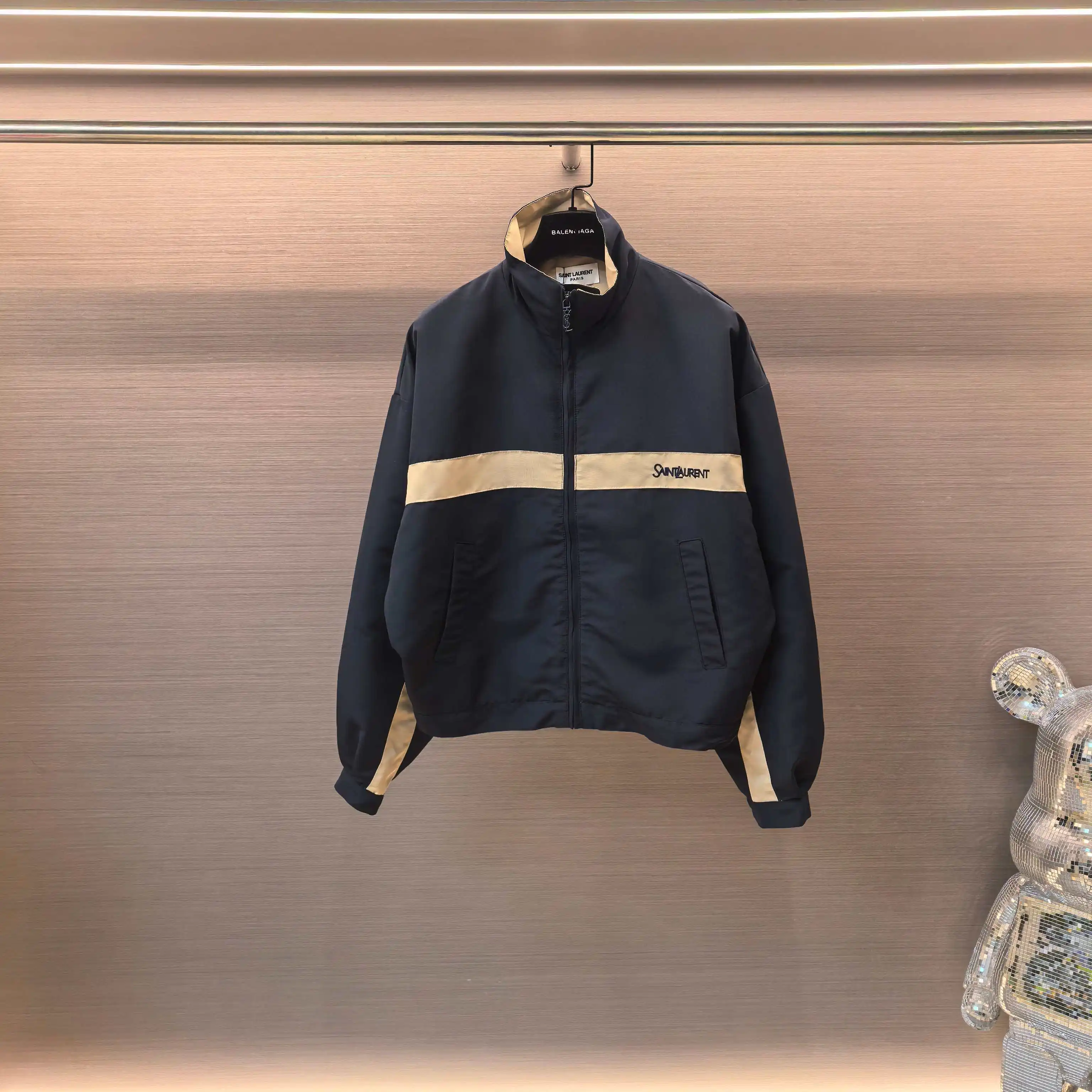 Contrast-Stripe Embroidered Track Jacket D23522340