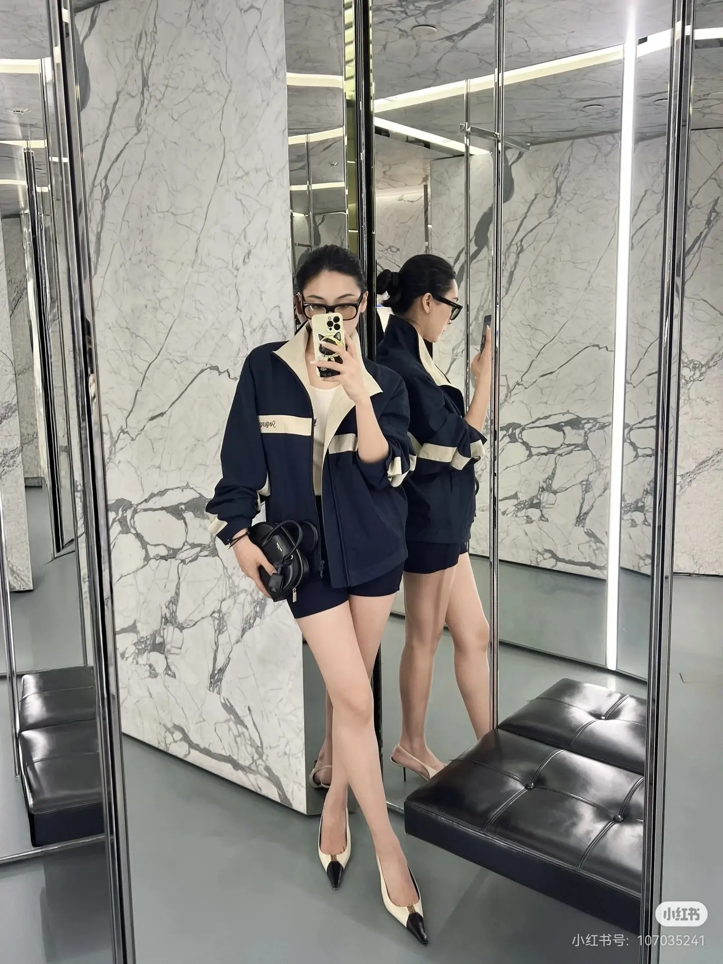 Contrast-Trim Embroidered Track Jacket D23522337